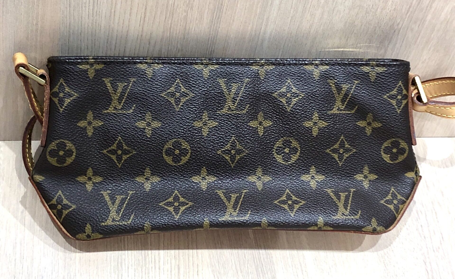 本日のお買取情報:Louis Vuitton/ルイヴィトン トロターモノグラム/M51240【三島・清水町・長泉町のお買取はサントムーン柿田川店へ |  静岡の三島・伊東、神奈川の小田原でブランド品を売るなら買取専門いちふじ