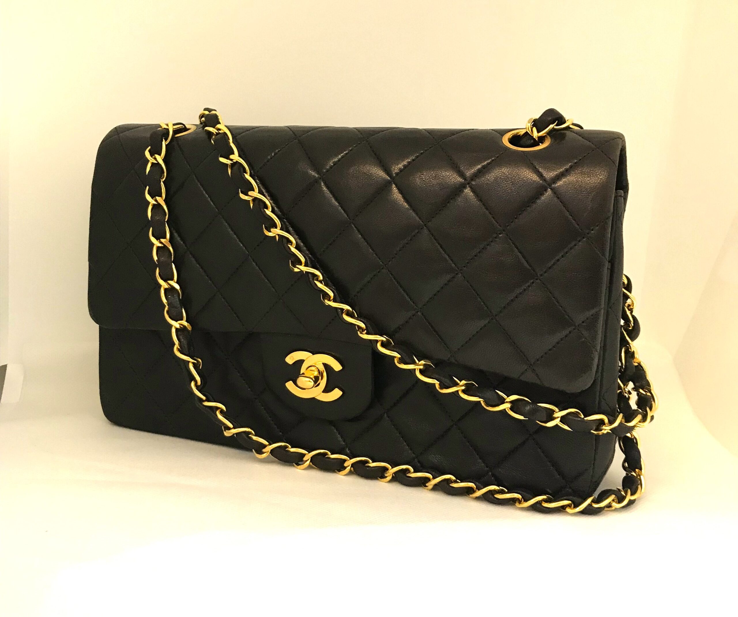 CHANEL　マトラッセ　Wチェーン