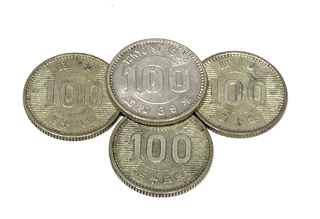 100円銀貨