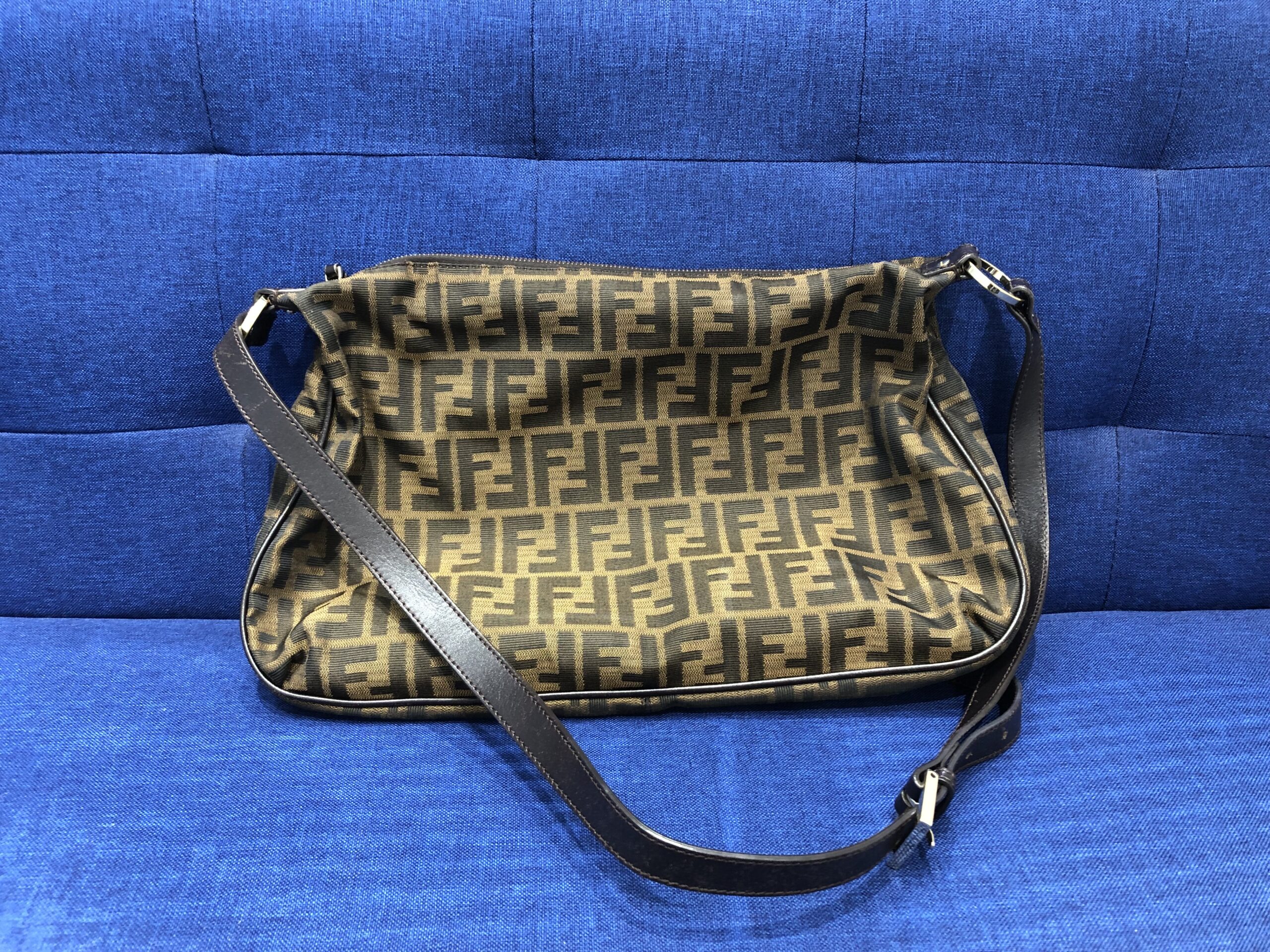 FENDI フェンディ ズッカ柄 バッグ