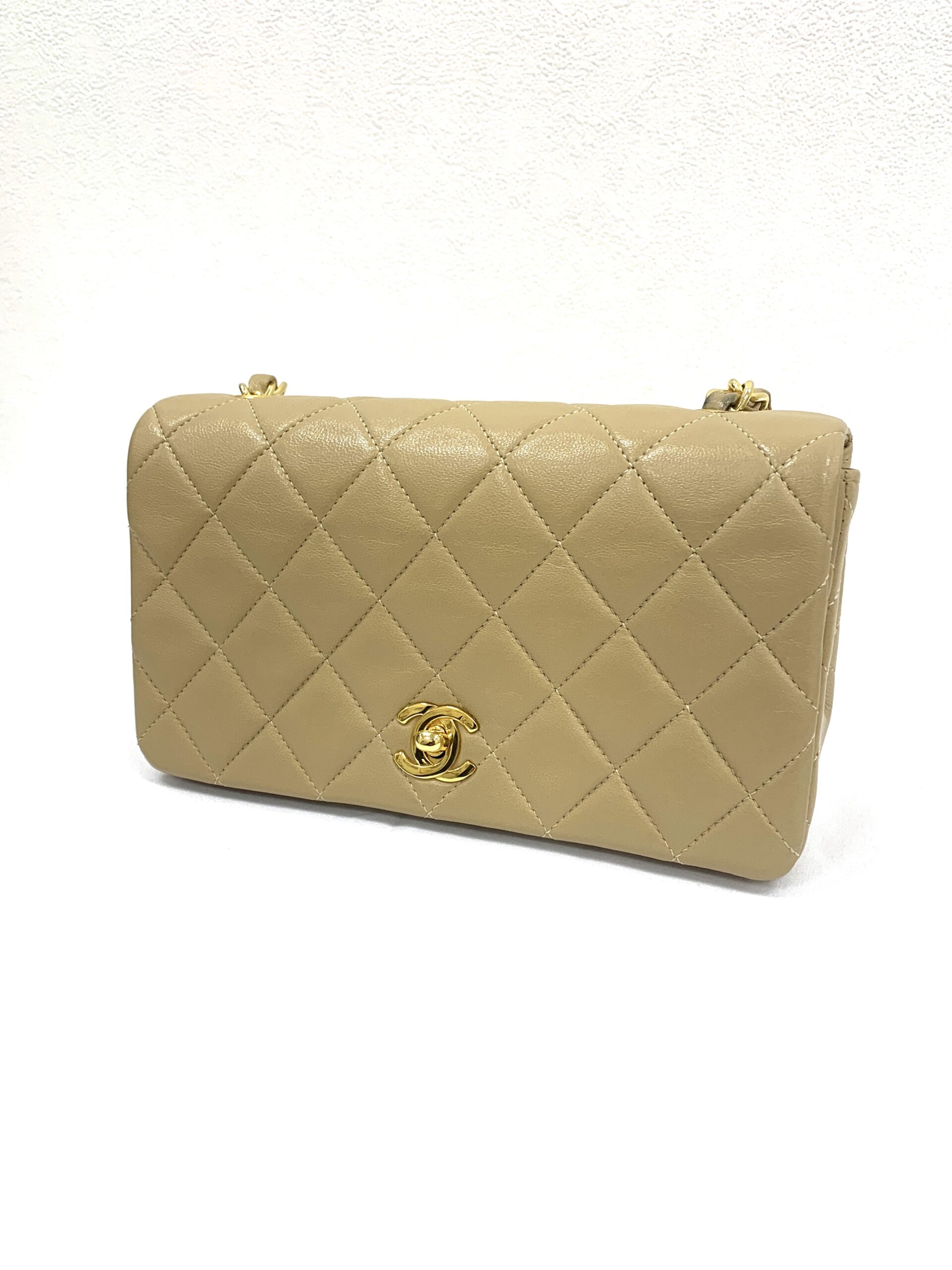 CHANEL/シャネル ミニマトラッセ ベージュ ラムスキン