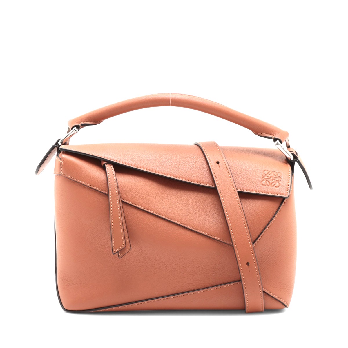 ロエベ　ブランド　バッグ　買取