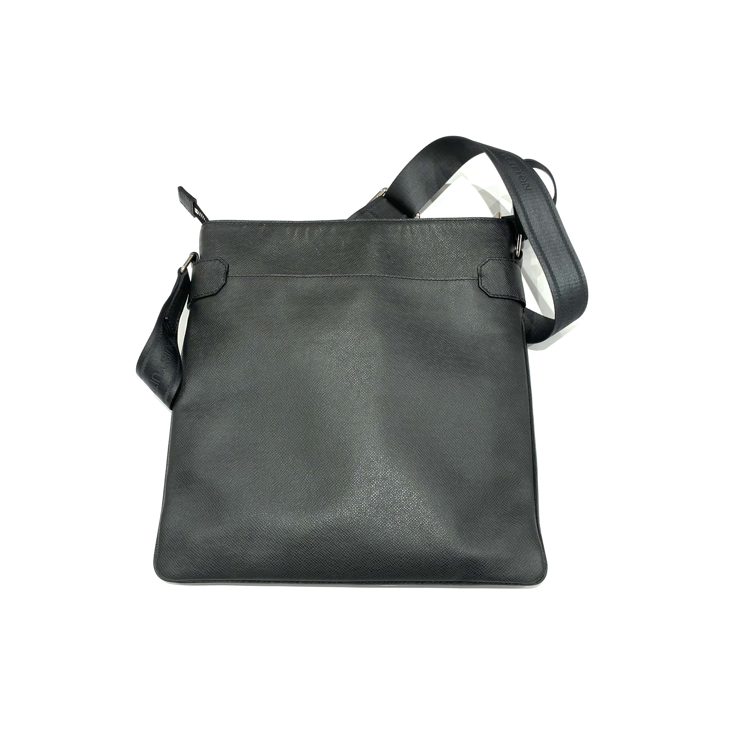 ルイヴィトン ルイ・ヴィトン ルイヴィトンバッグ LouisVuitton ブランドバッグ ブランドバッグ買取り メンズバッグ ルイヴィトンメンズ ルイヴィトンタイガ タイガバッグ 買取 高価買い