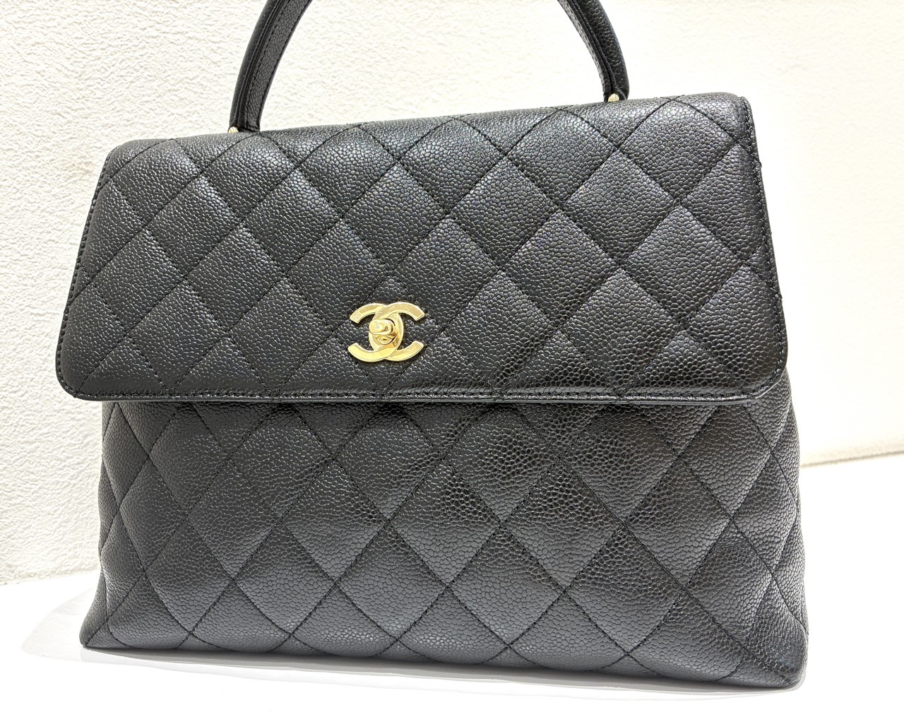 CHANEL キャビアスキン ハンドバッグ