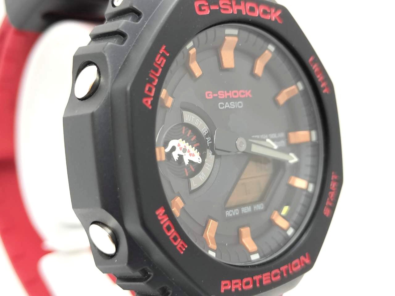 G-SHOCK GA-B2100CD-1A4JR チャールズダーウィン財団コラボモデル