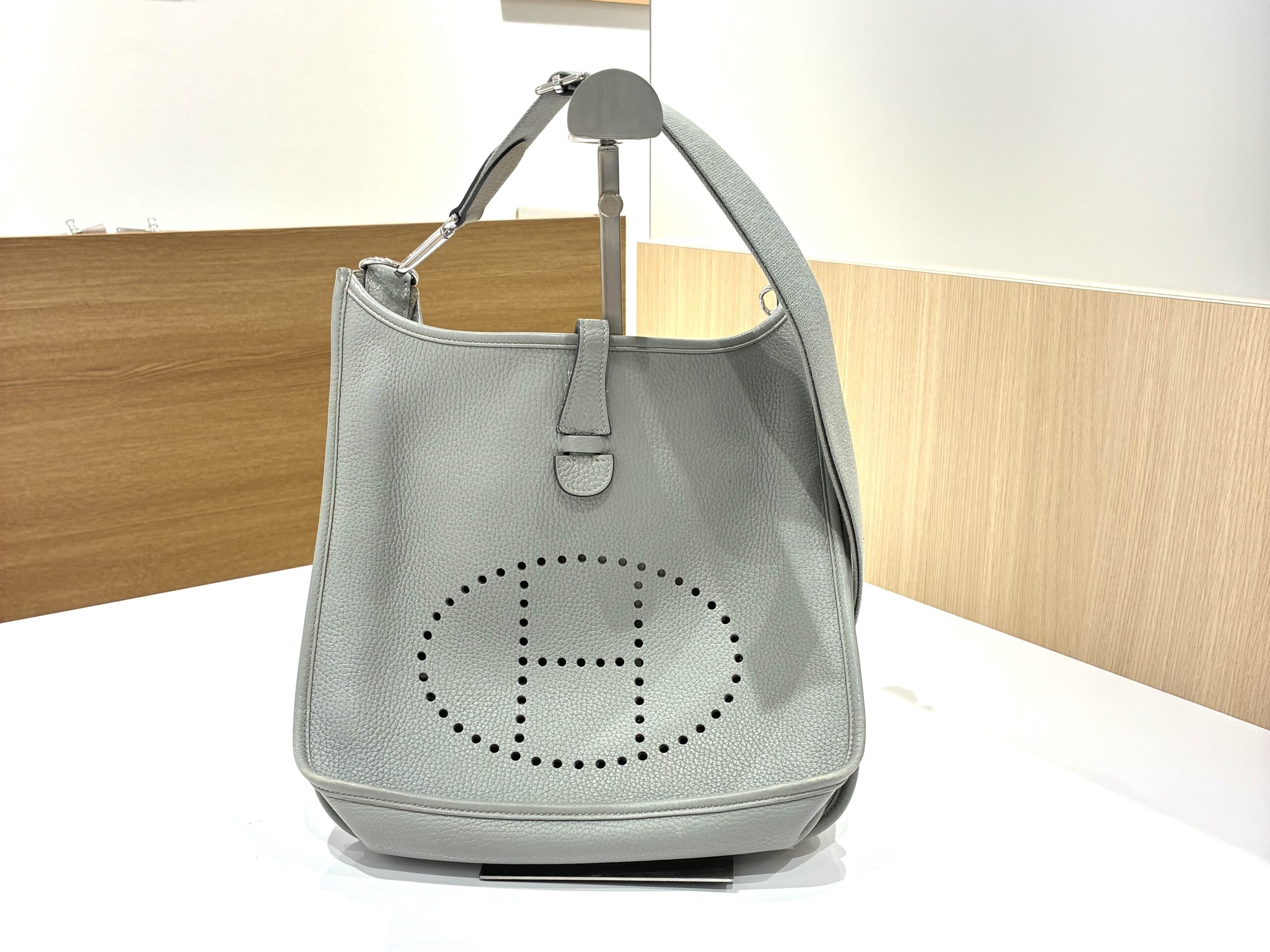 Hermès エルメス エヴリン エブリン ショルダーバッグ ブランドバッグ バッグ買取り 高価買取 エヴリンPM
