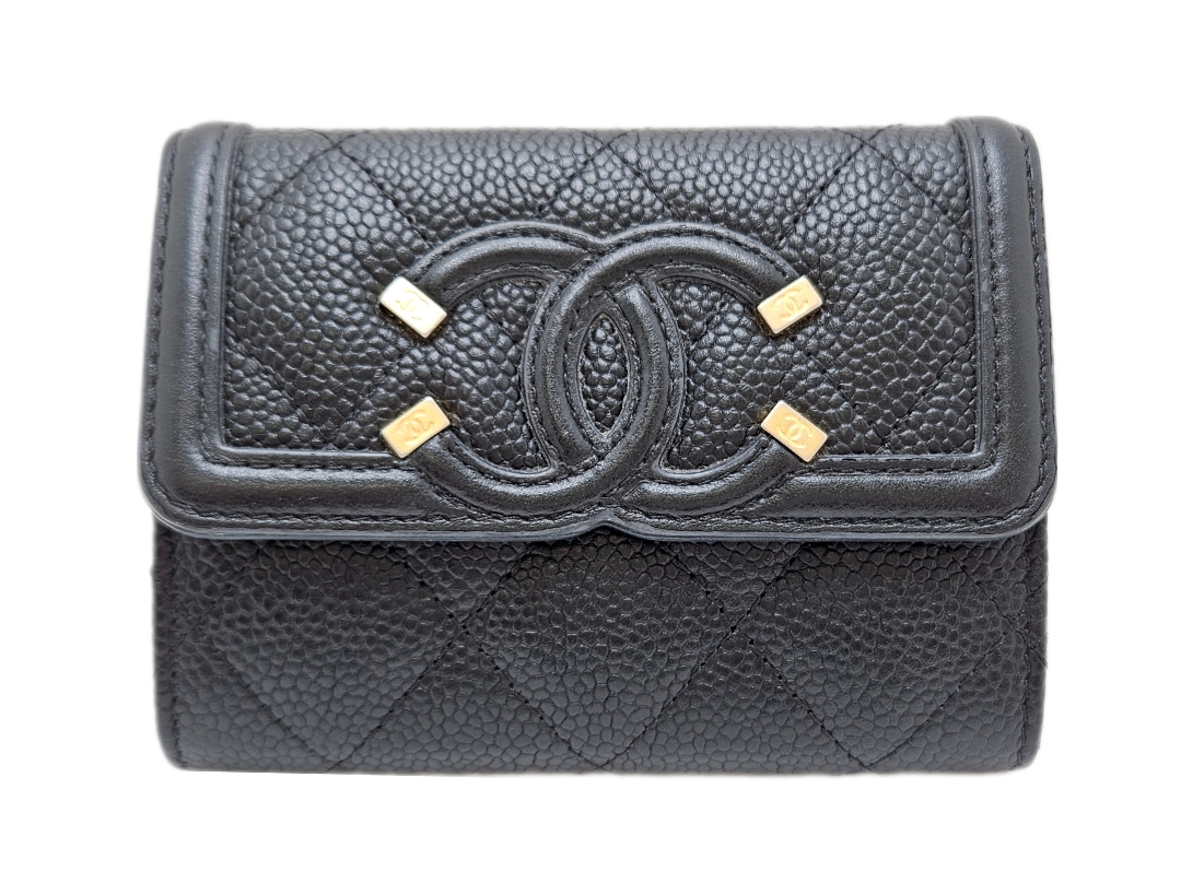 CHANEL CCフィリグリー キャビアスキン カードケース