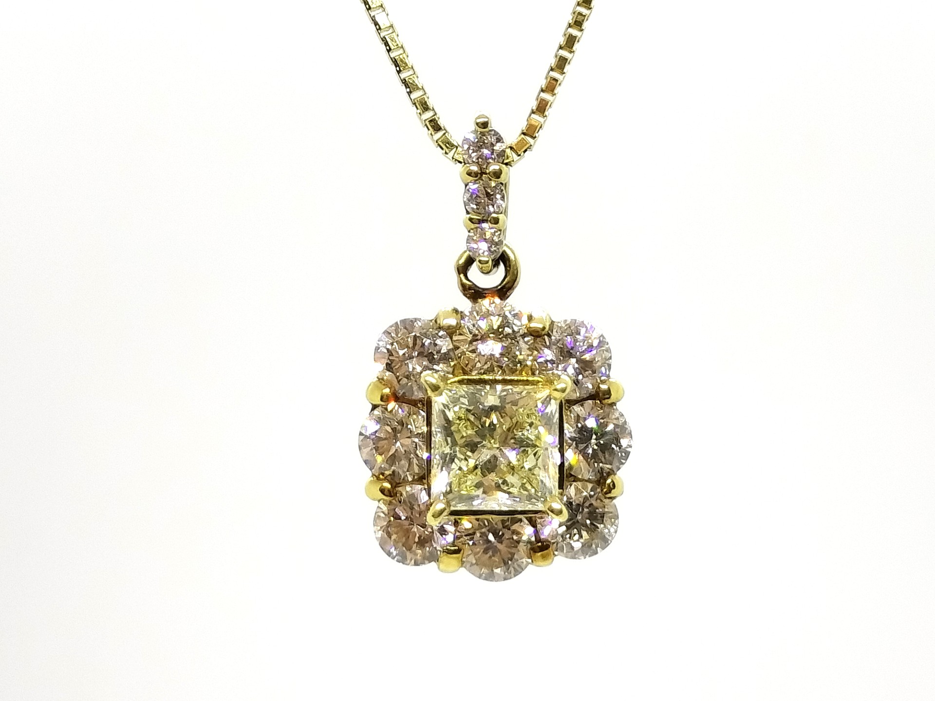 ダイヤモンド ネックレス