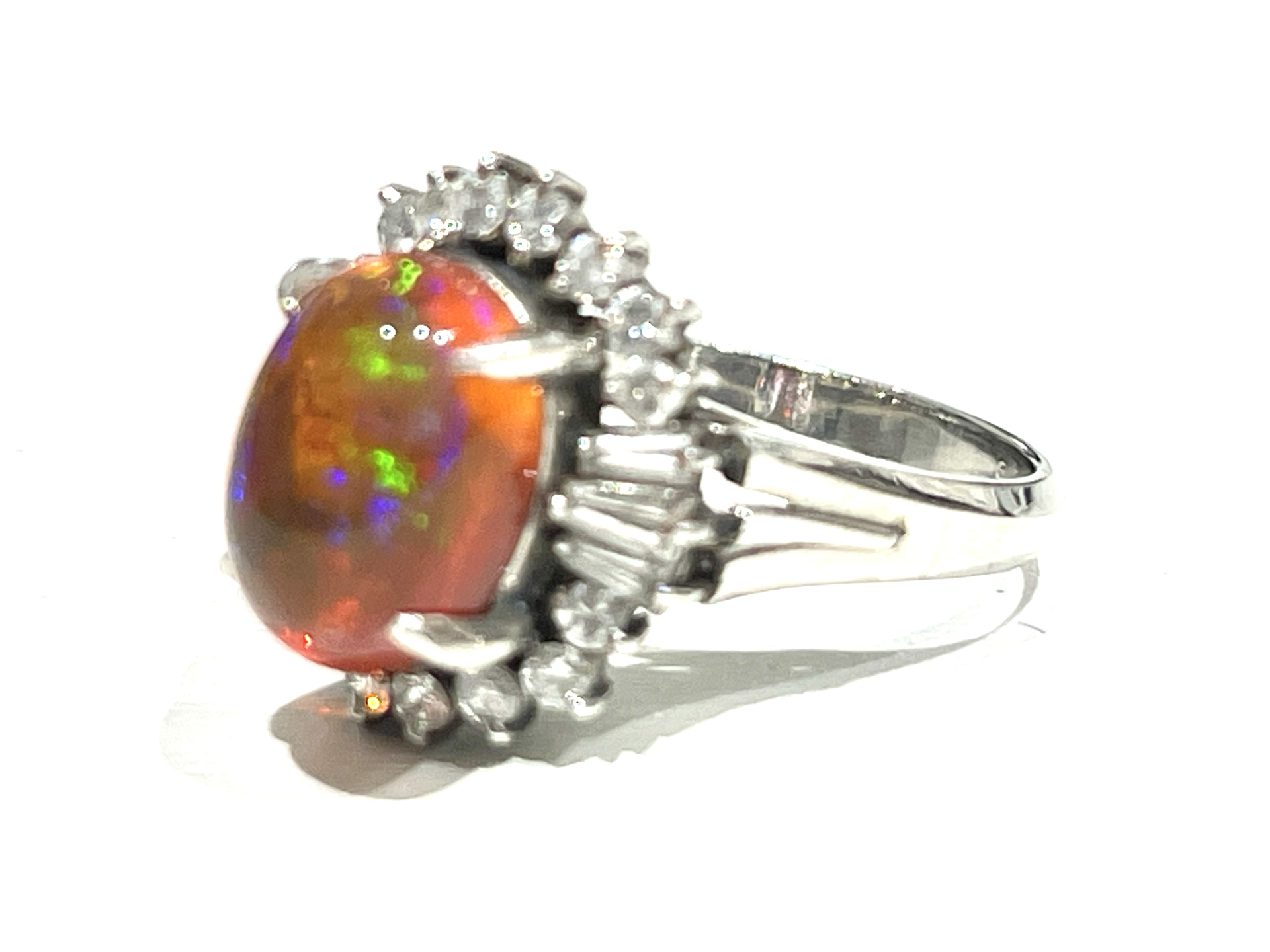 Pm900　オパール・ダイヤモンド付きリング　オパール：3.06ct　ダイヤモンド：0.63ct