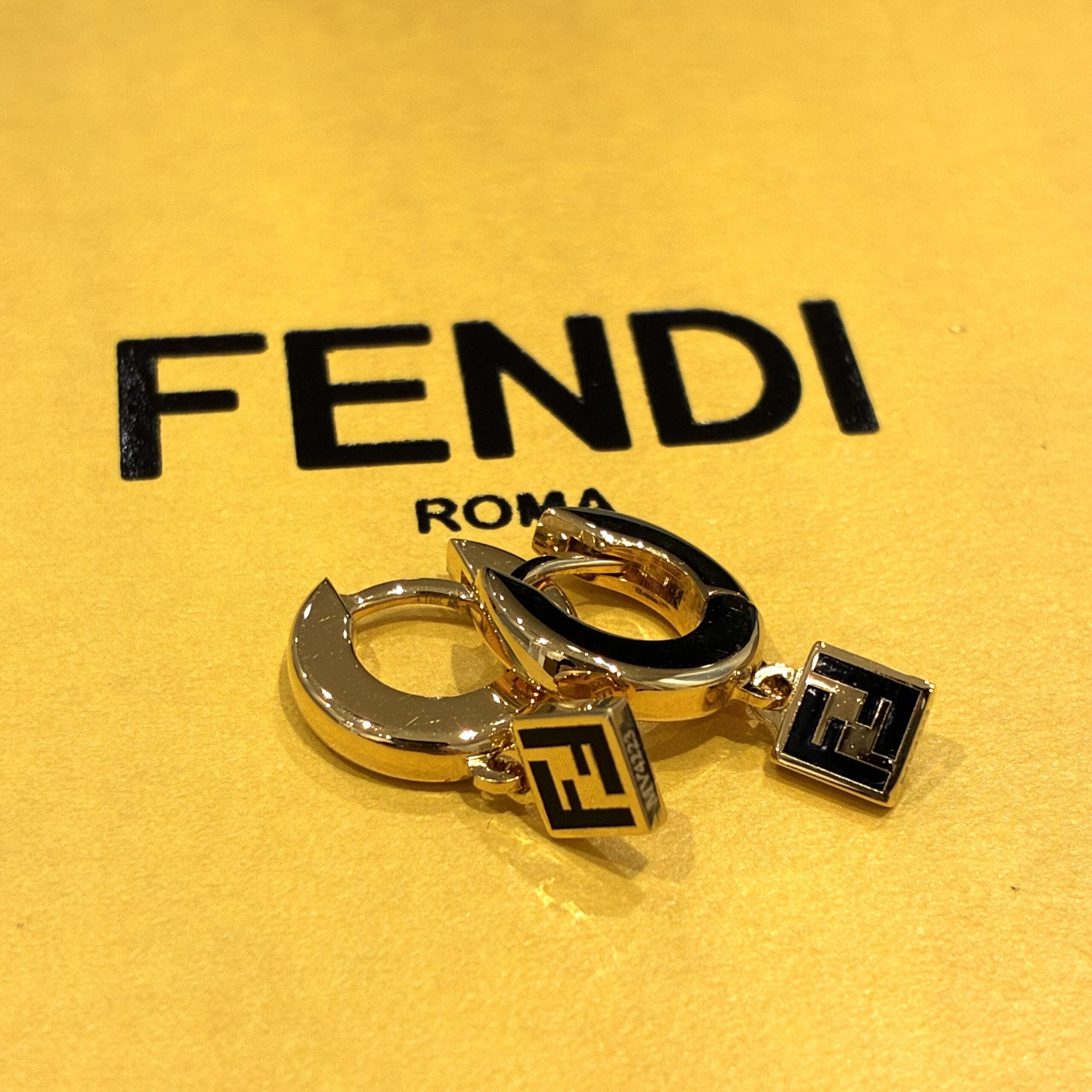 FENDI フェンディ フォーエバー ブランドアクセサリー ピアス