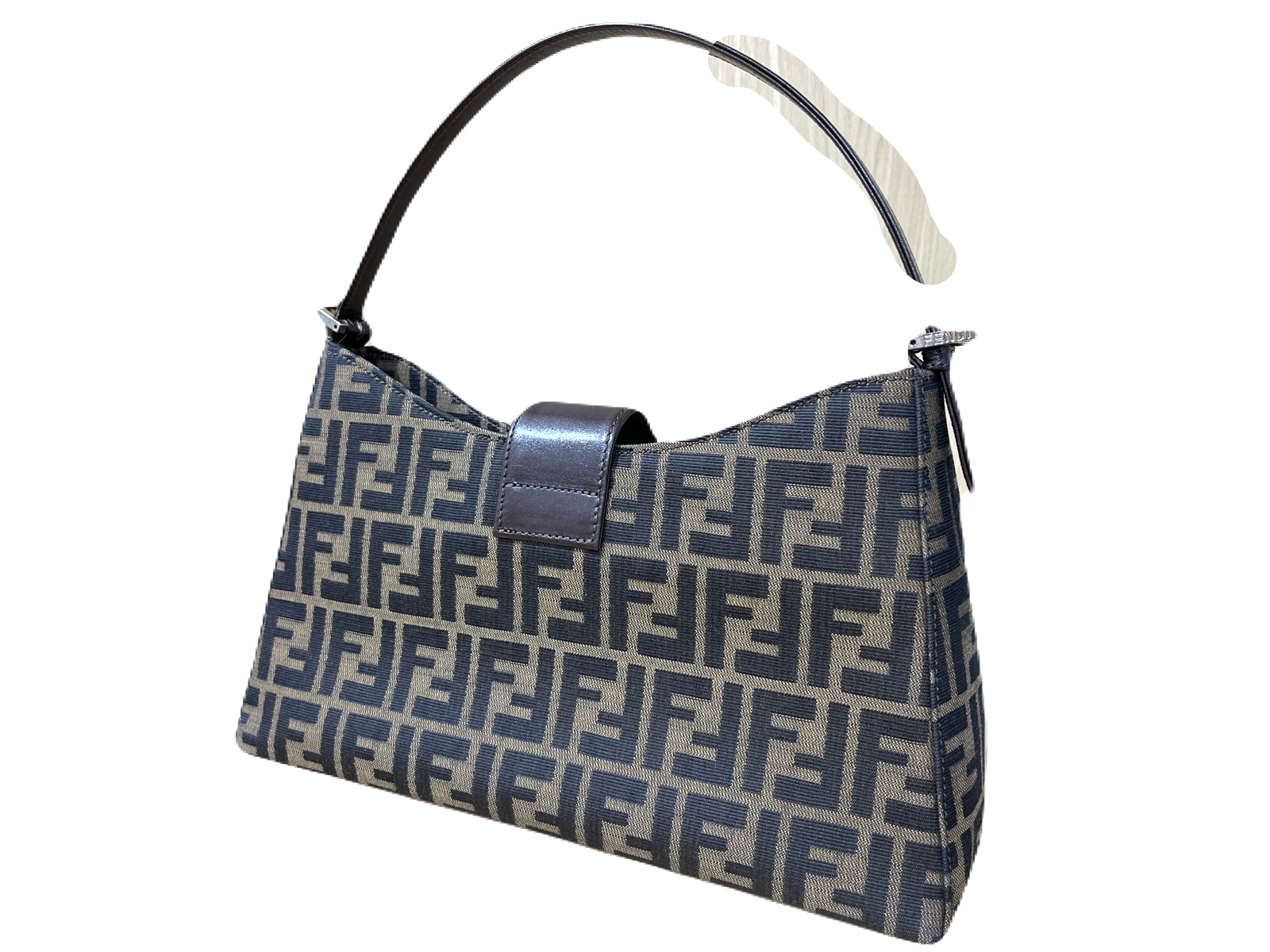 FENDI フェンディ ズッカ柄 バゲット ゴールド金具 ハンドバッグ　09161150001