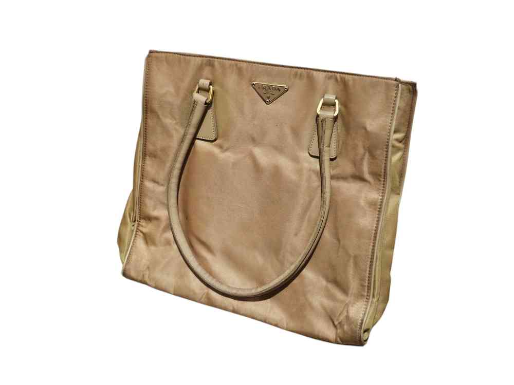 PRADA ナイロンハンドバッグ ベージュ
