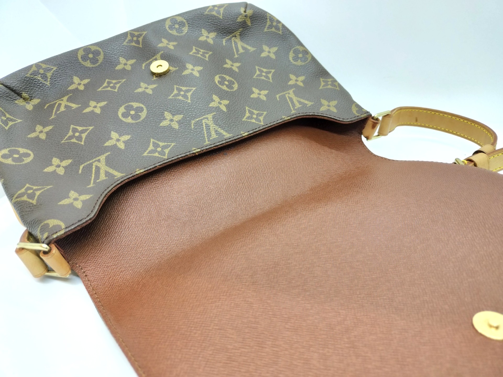 ルイヴィトン　ミュゼットタンゴ