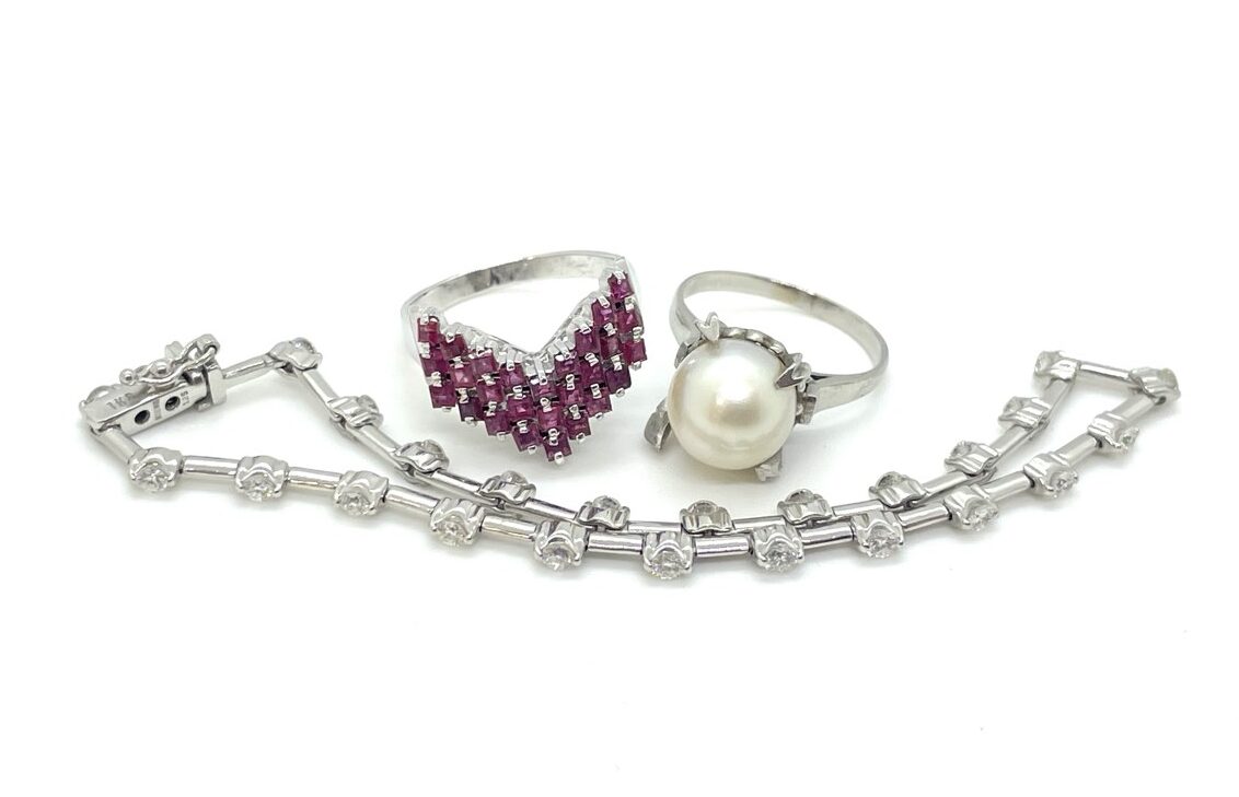 K18ホワイトゴールドアクセサリー