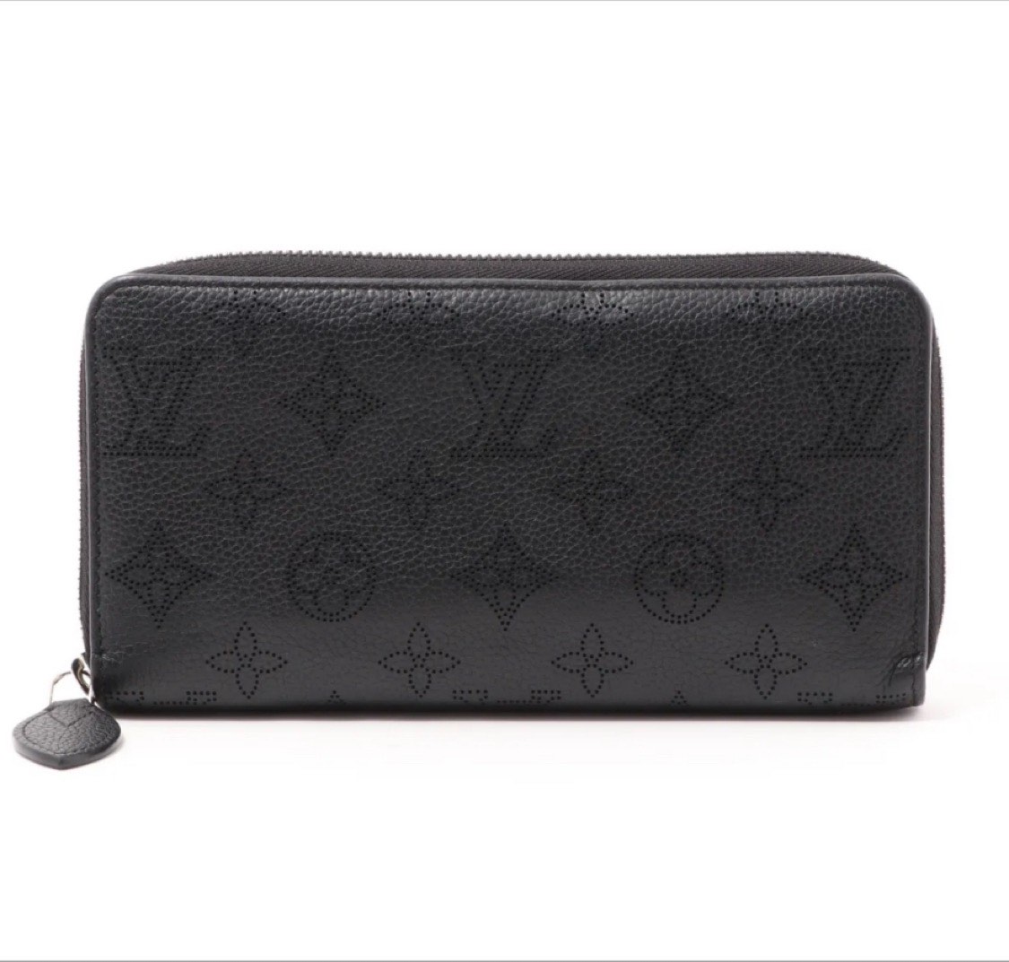 ルイヴィトン マヒナ ジッピーウォレット