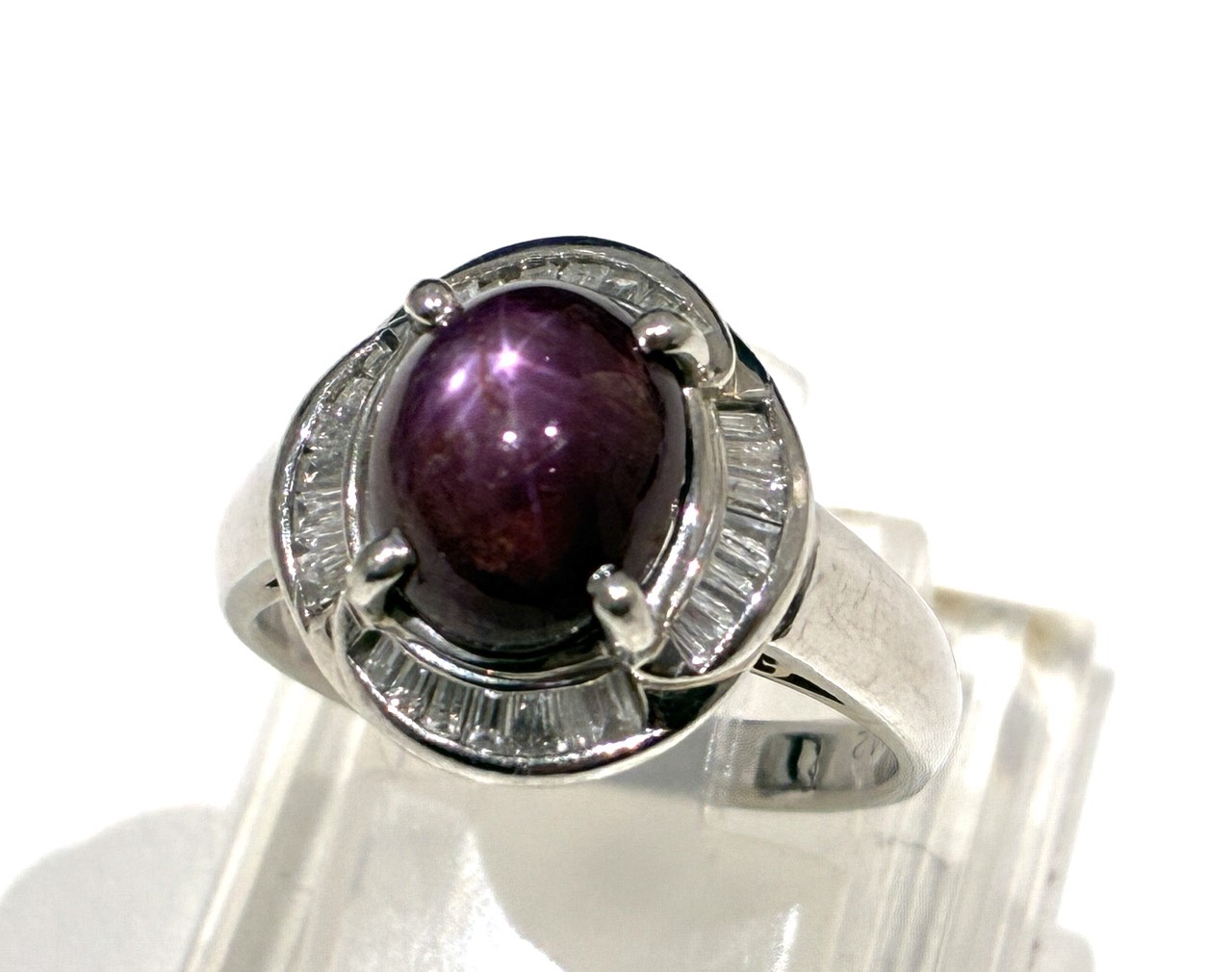 Pt900 色石付きリング