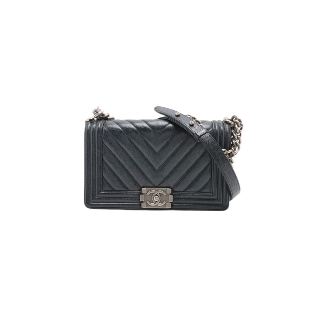 CHANEL ボーイシャネル キャビアスキン チェーンショルダーバック