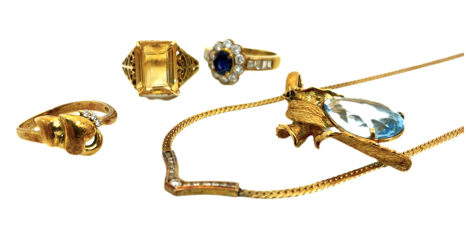 ゴールドジュエリー