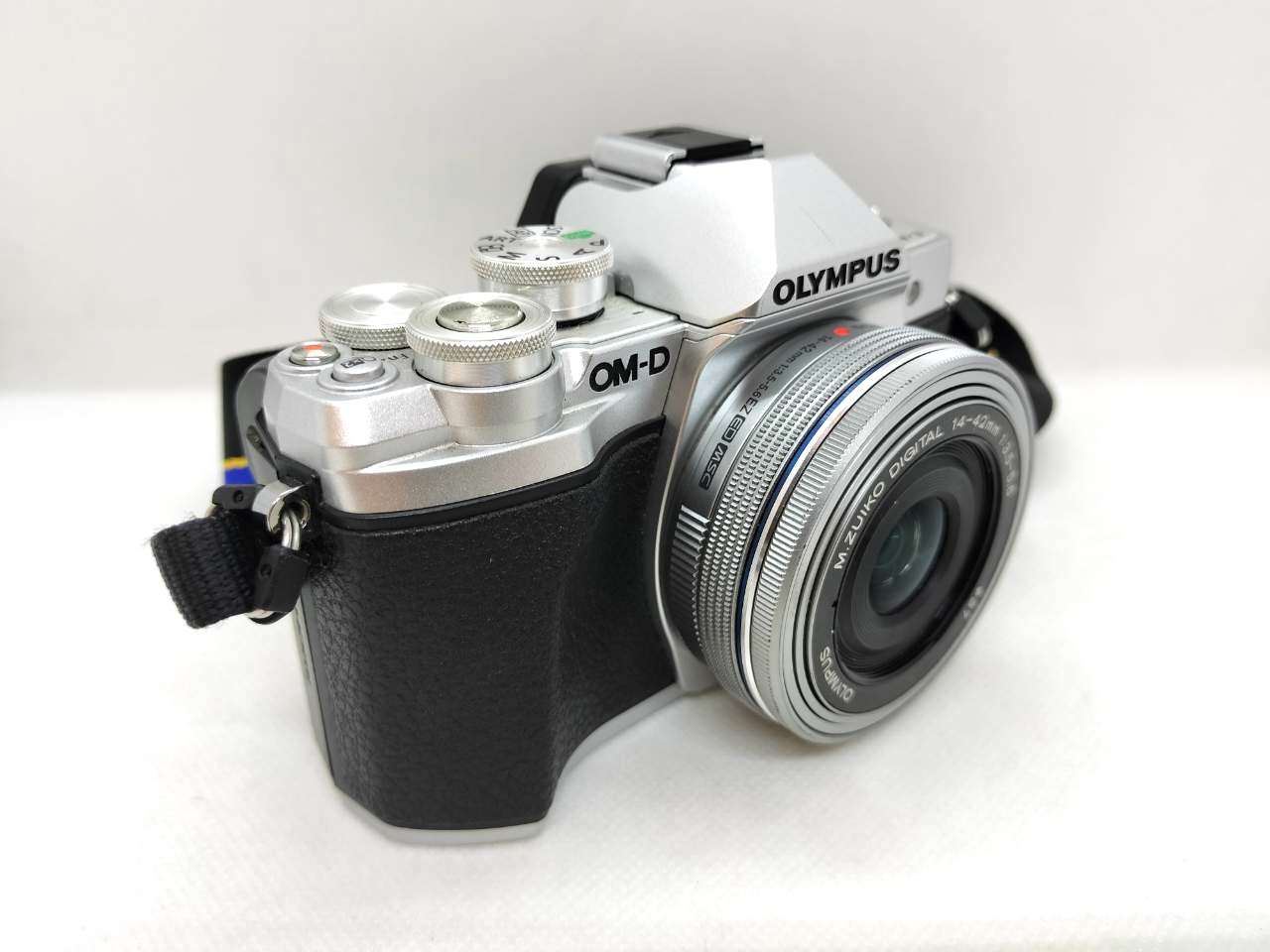 オリンパス OM-D E-M10Ⅲ 📸幅広くカメラ買取いたします。【小田原の買取ならいちふじへ♪】