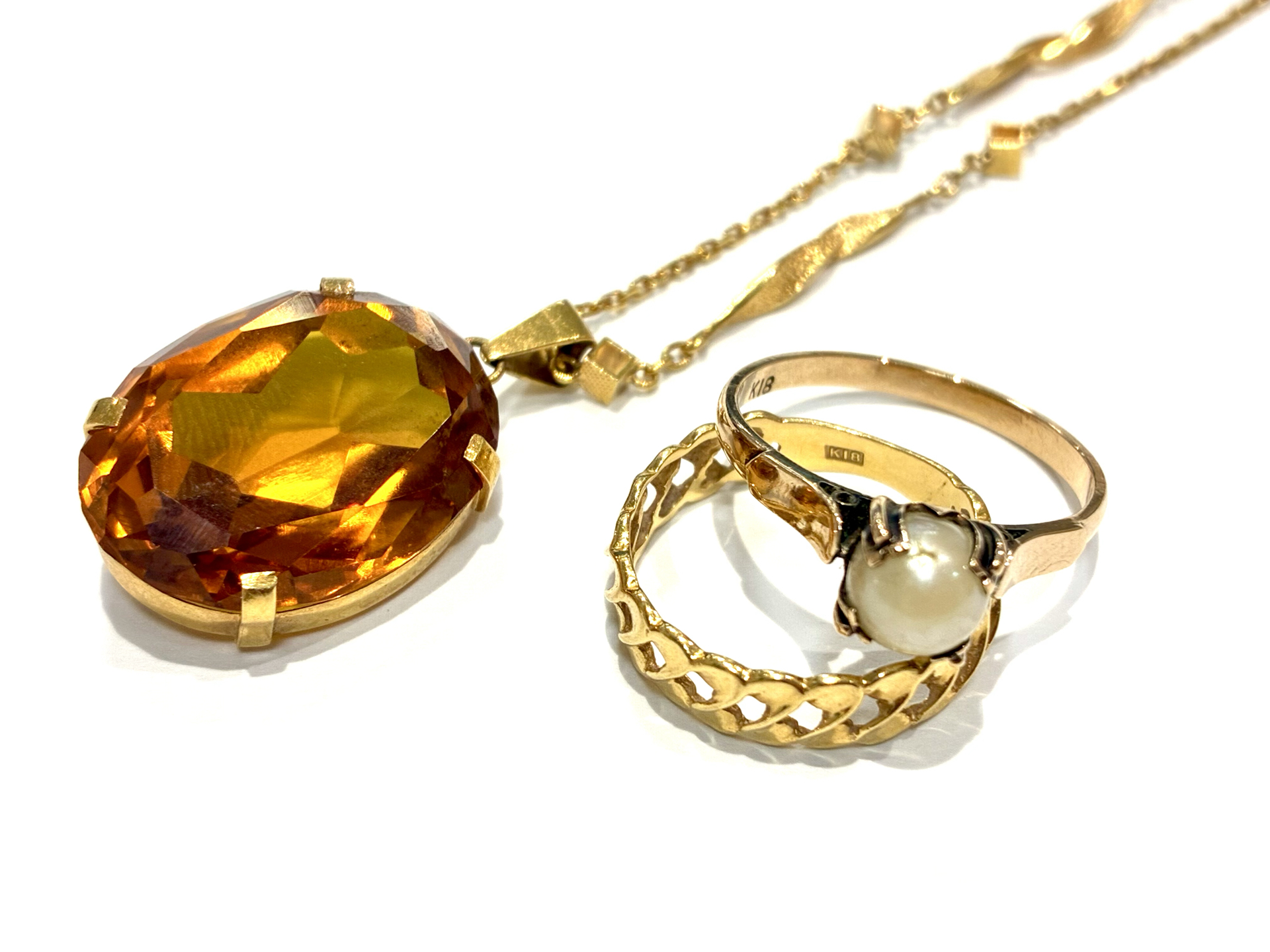 K18とは？金の価値も解説！ジュエリー買取事例をご紹介【伊豆の国市　大仁　田京　伊豆長岡　韮山　伊豆市　修善寺】