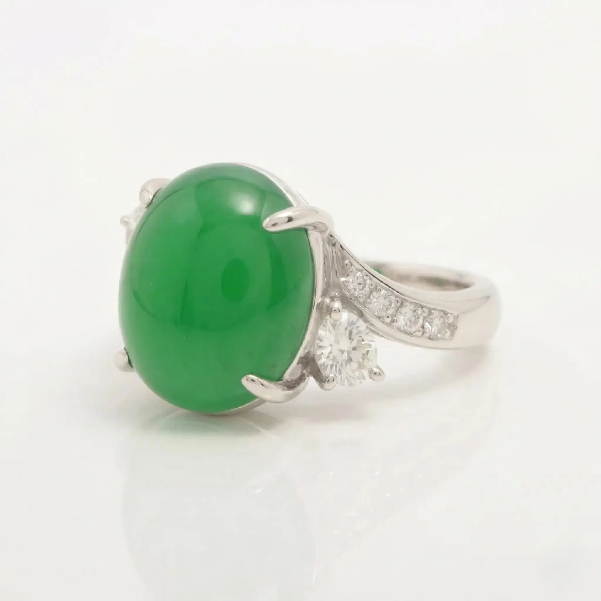 タサキの翡翠リング