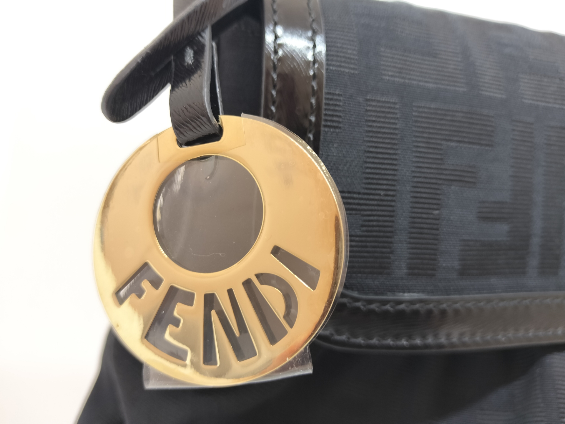 FENDI　ズッカ柄　