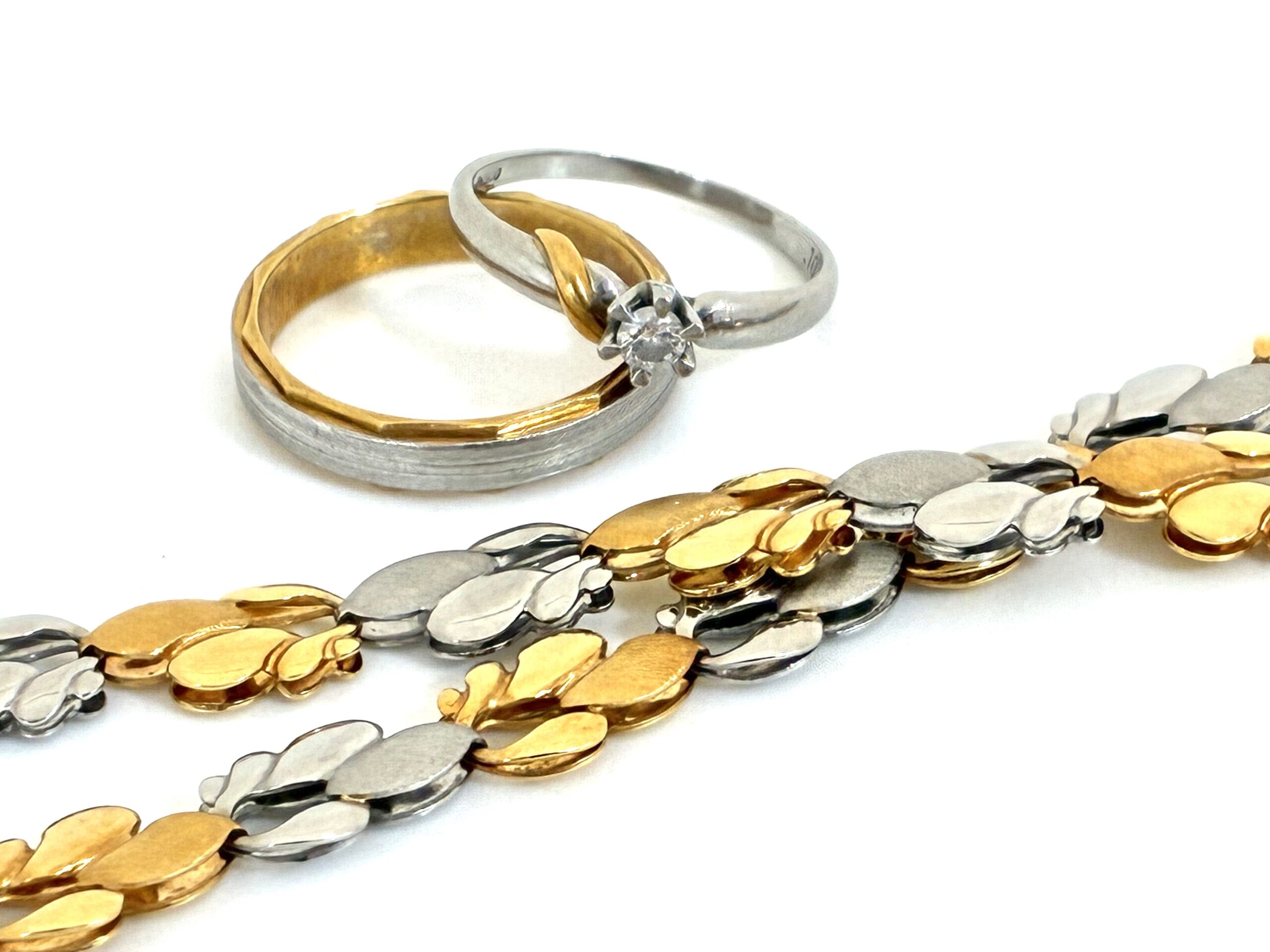 金・プラチナは今が売り時！高価買取のポイントとは？【伊豆の国市　大仁　田京　伊豆長岡　韮山　原木　伊豆仁田　伊豆市　修善寺】