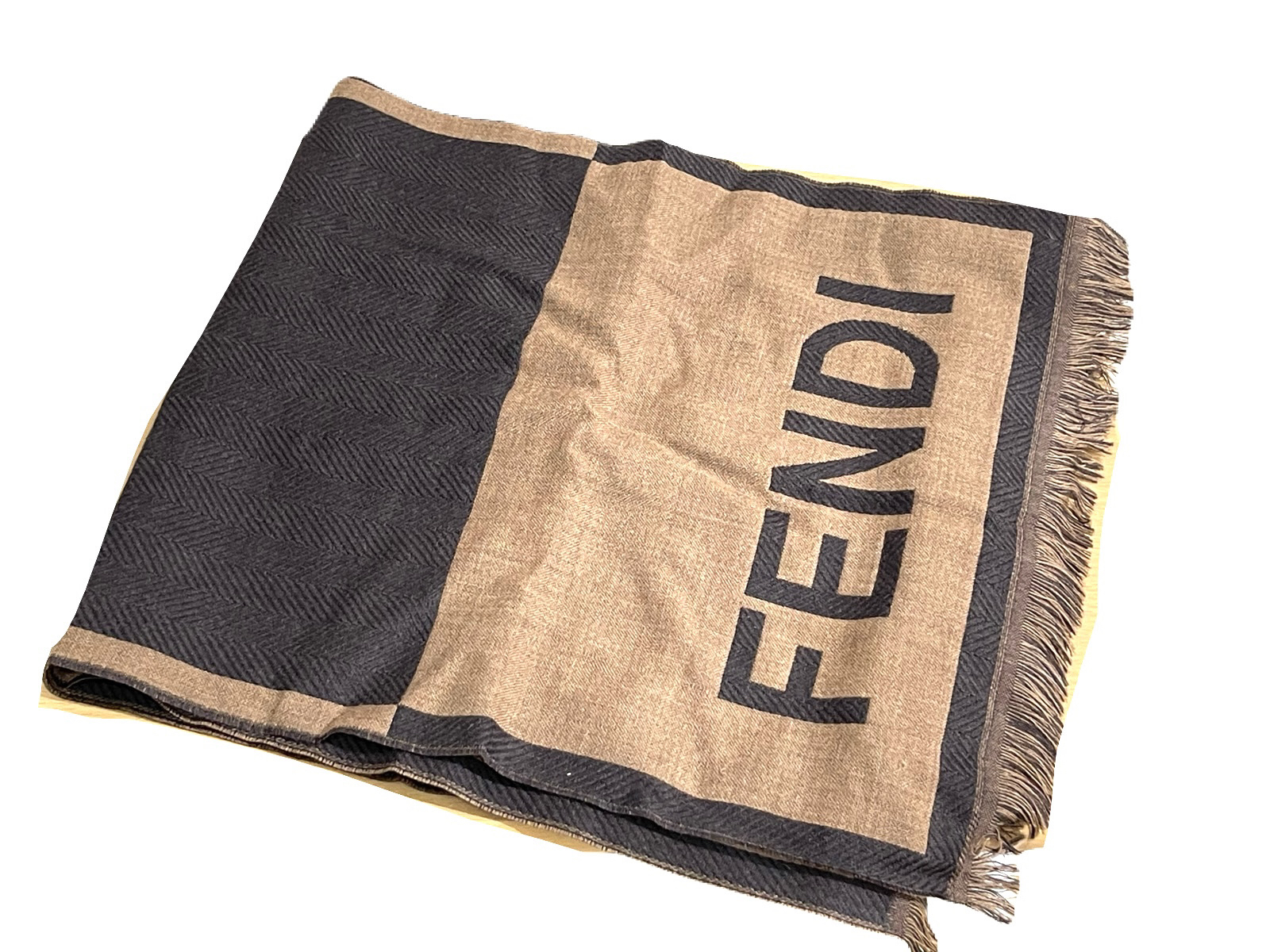 FENDI マフラー ブラウン系