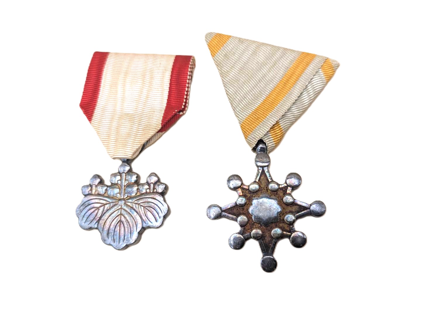 【勲章買取】勲八等白色桐葉章をお持ち込みいただきました｜サンストリート浜北 いちふじ　【浜松市 磐田市 浜名区 中央区 天竜区 浜北】