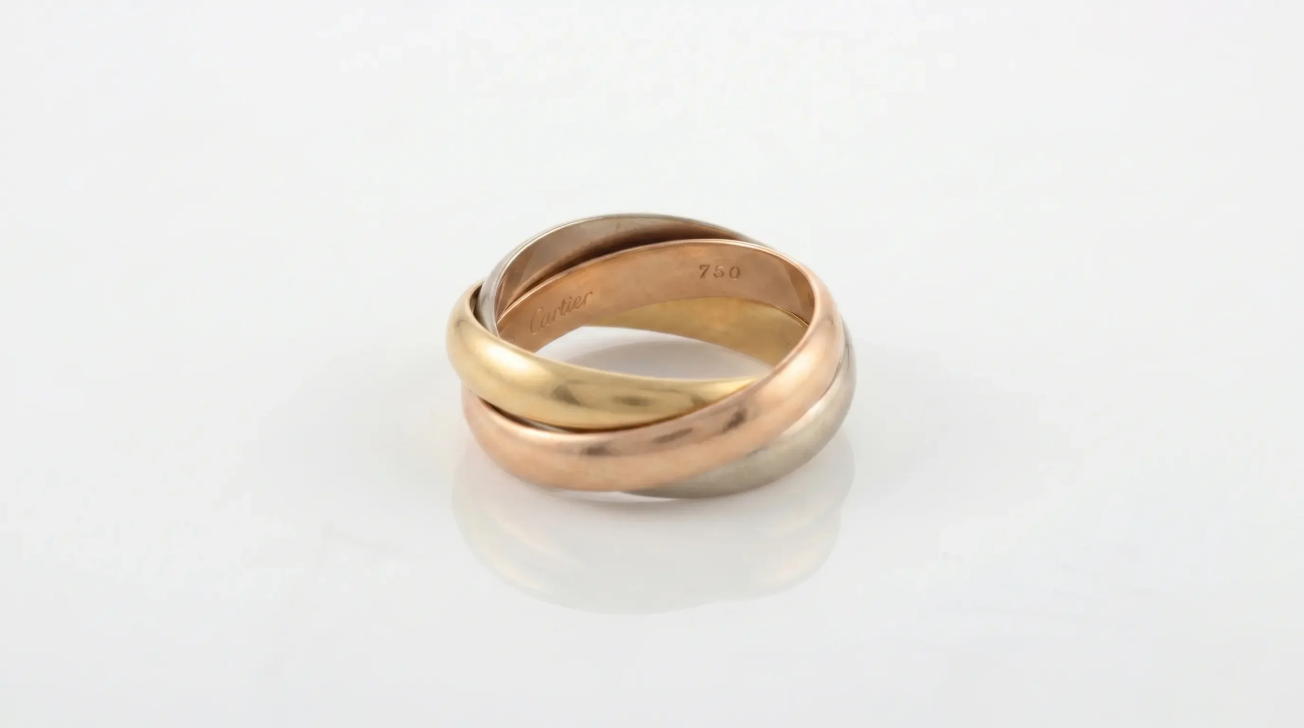 【プロが解説】昔買ったカルティエの「トリニティ」は高く売れる？買取相場と査定の裏側