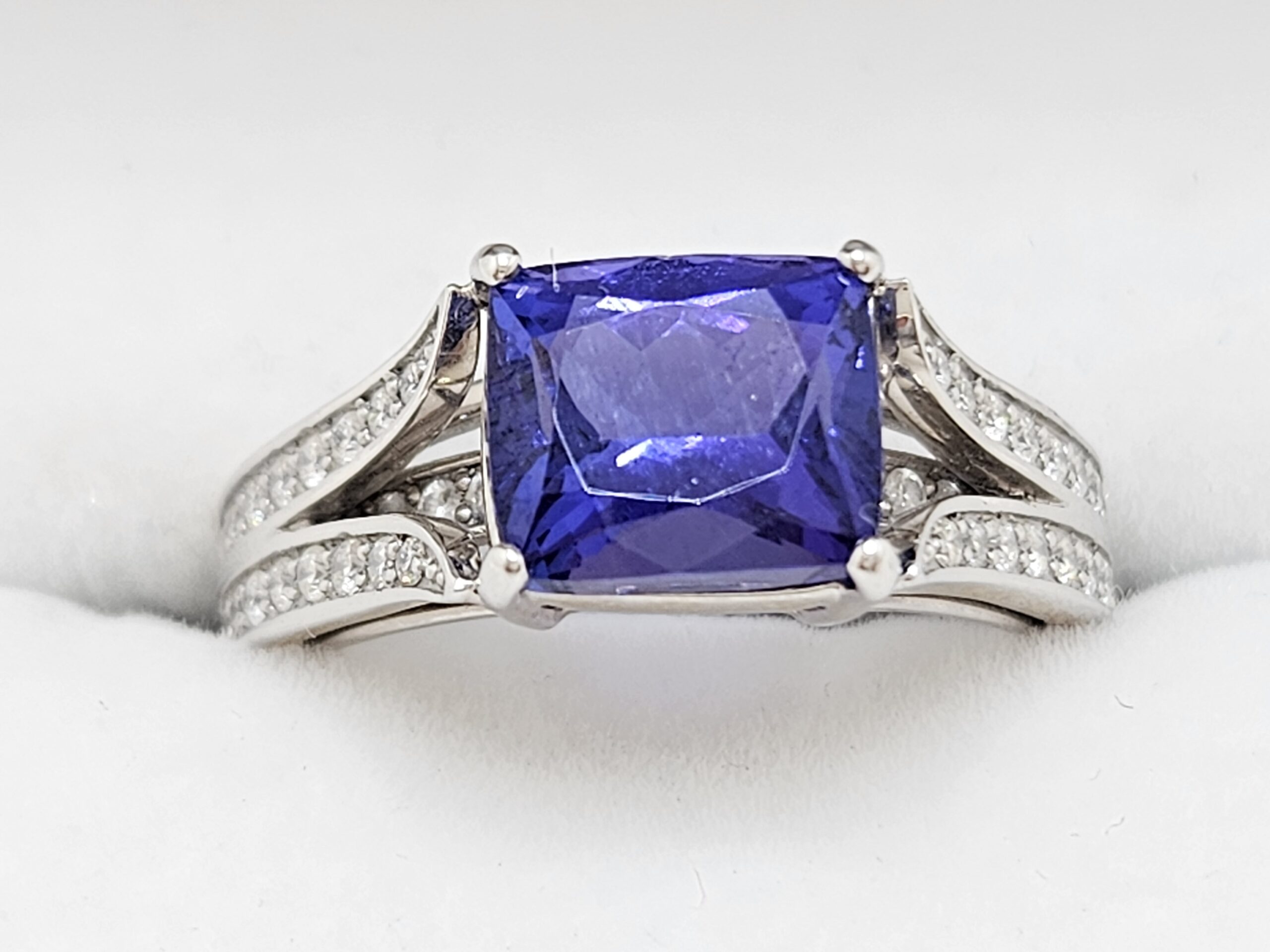 タンザナイトリング