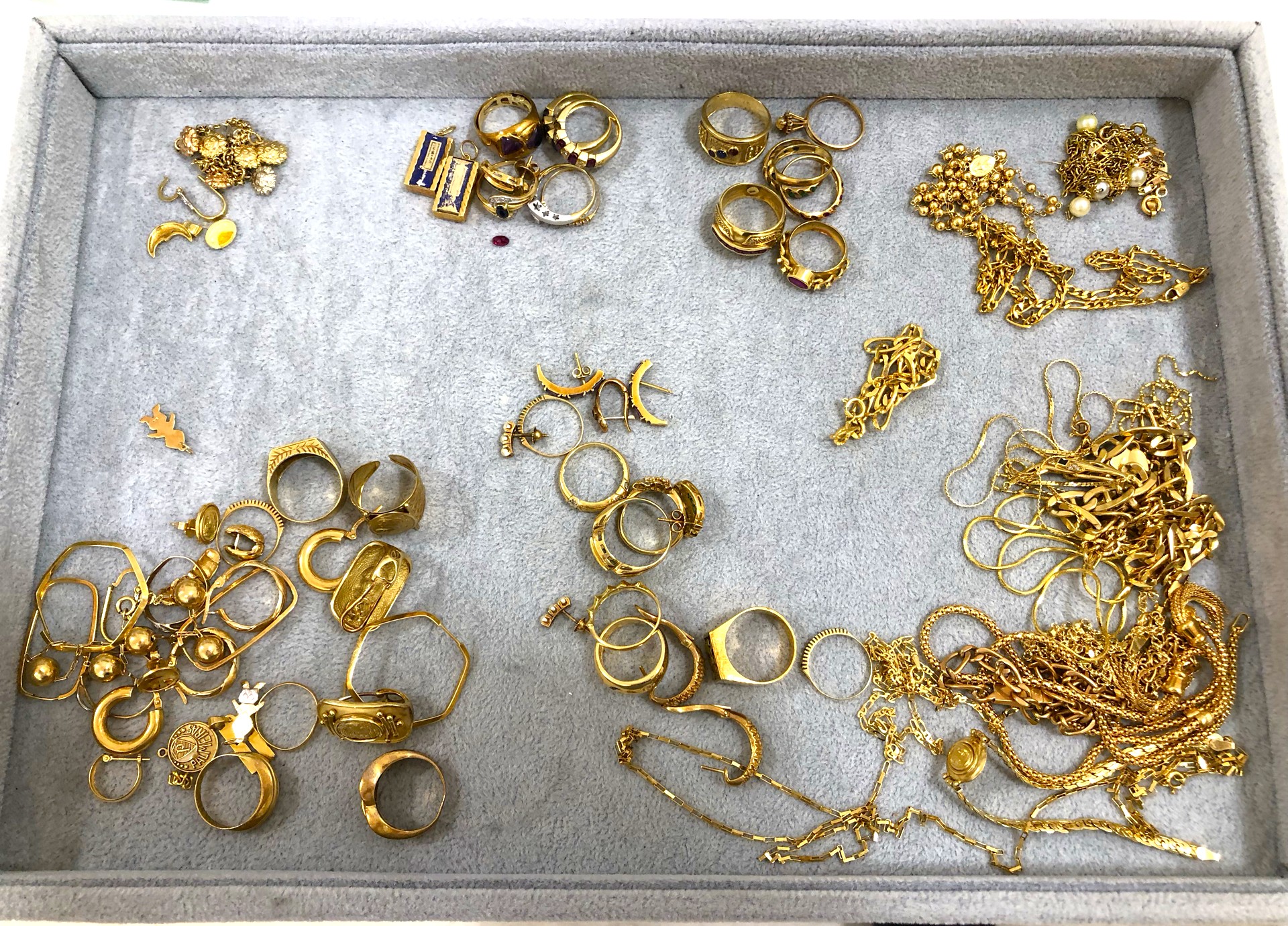 K18アクセサリーのおまとめを買取ました