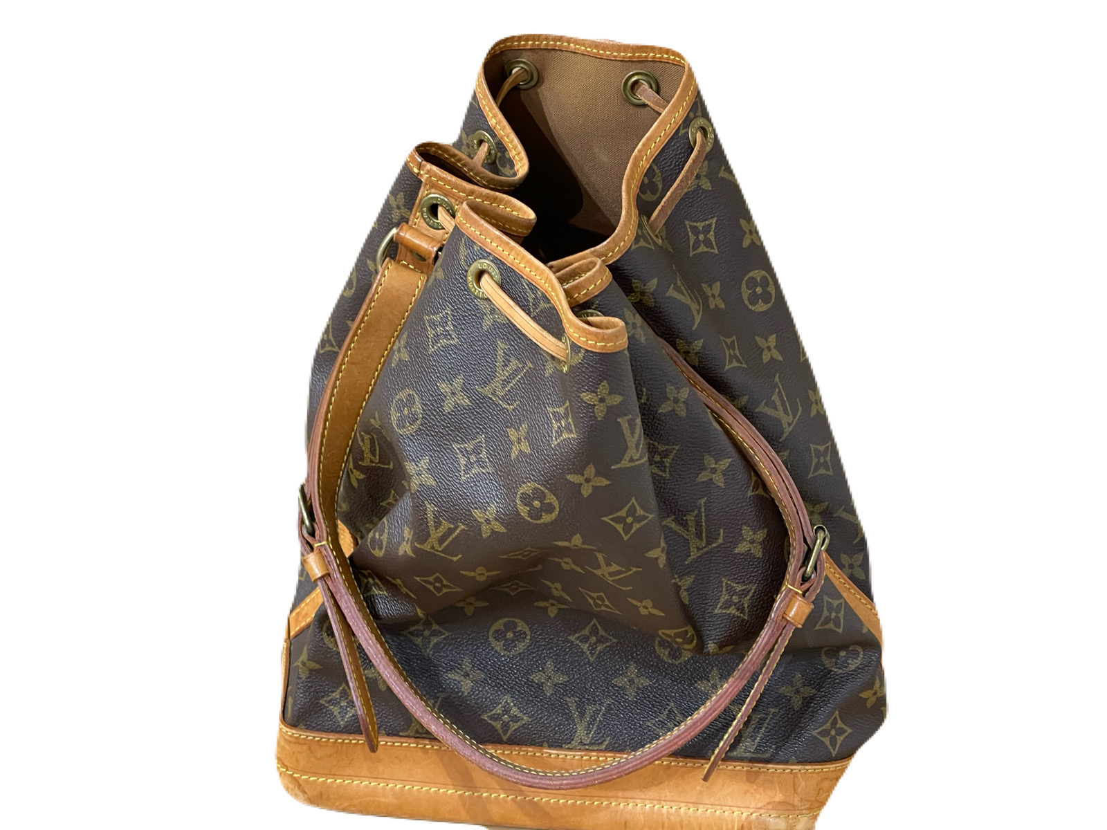 （ルイヴィトン）Louis Vuitton モノグラム ノエ　M42224　AR0912　バッグ　革