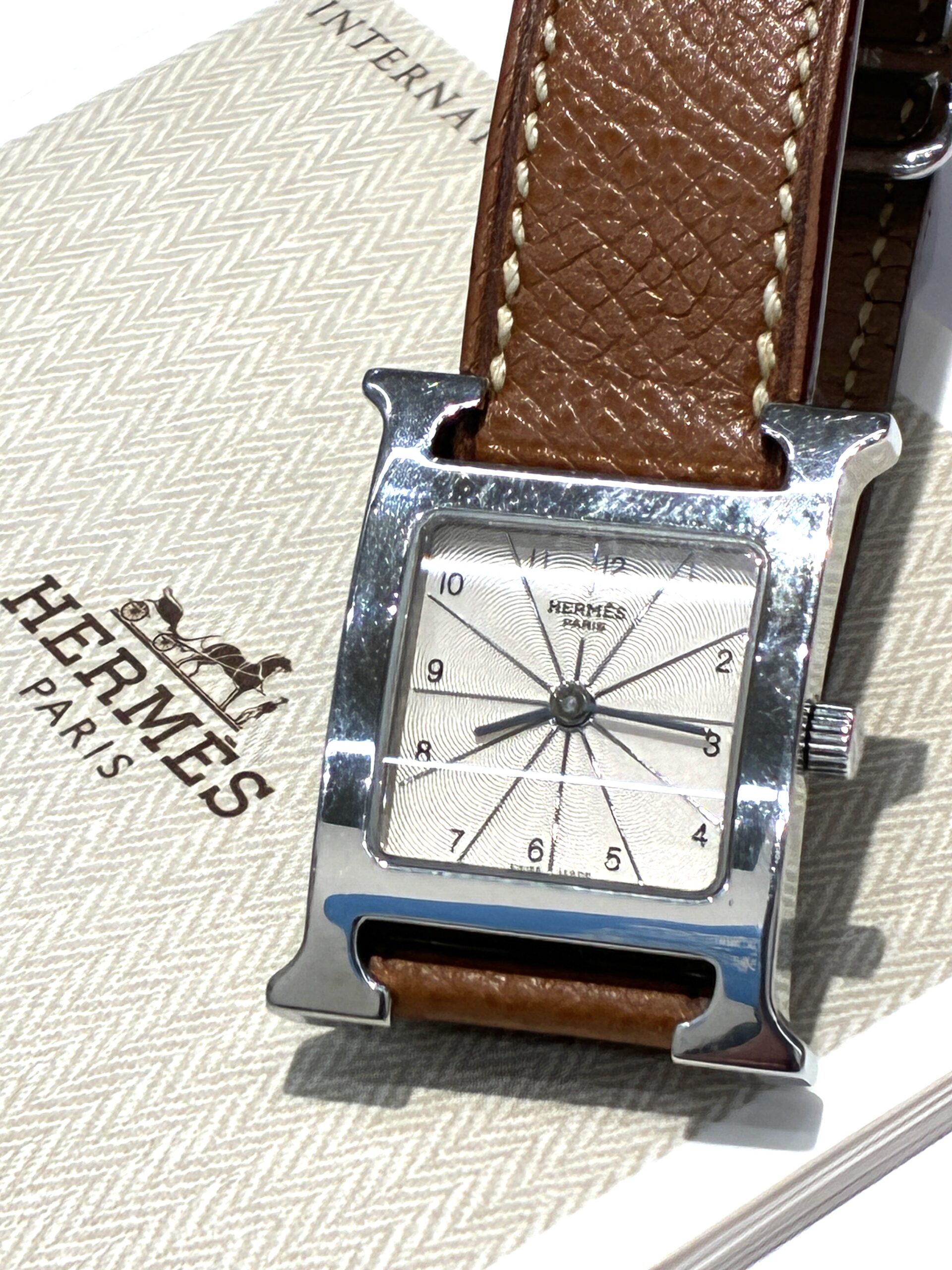 1.210　エルメス　Hウオッチ