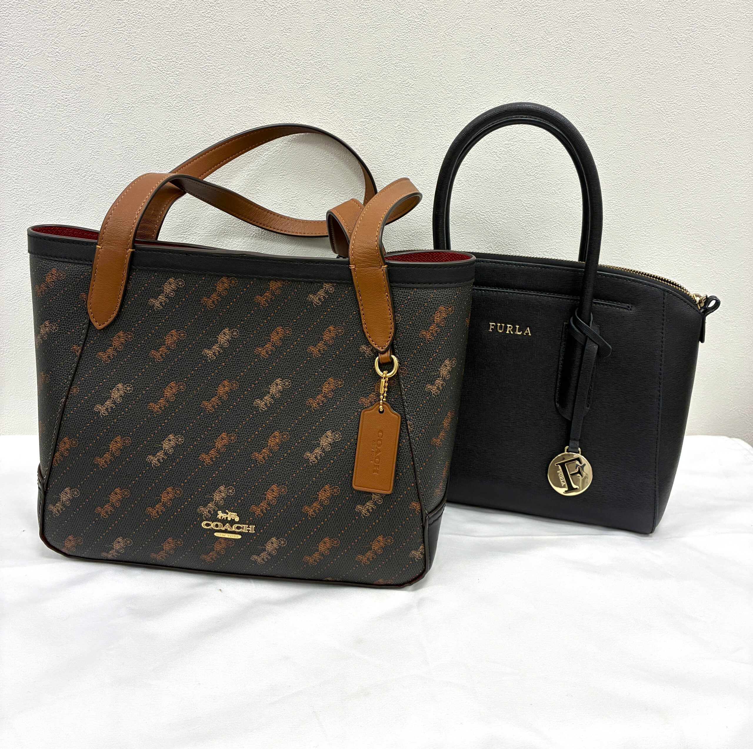 COACH・FURLA ブランドバッグ買取