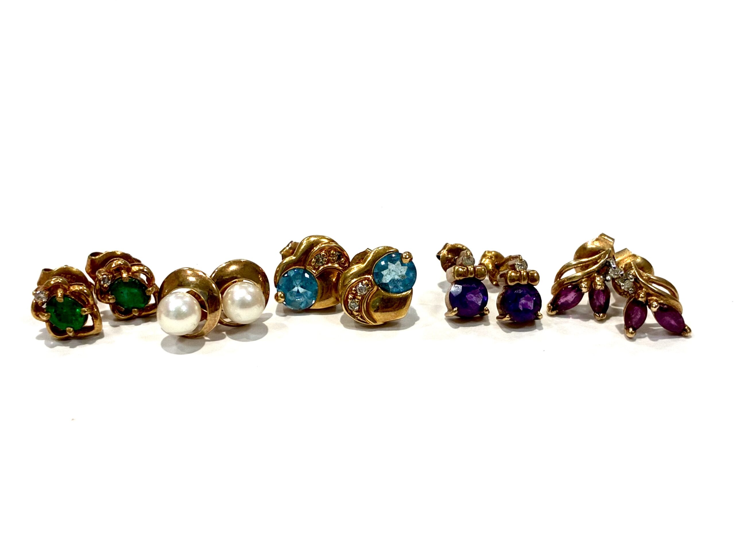 💎色石が輝くK18ピアスをお買取りしました✨ エメラルド・パール・ブルートパーズ・アメジスト・ルビーなども大歓迎！【伊豆の国市　大仁　田京　伊豆長岡　韮山　伊豆市　修善寺】