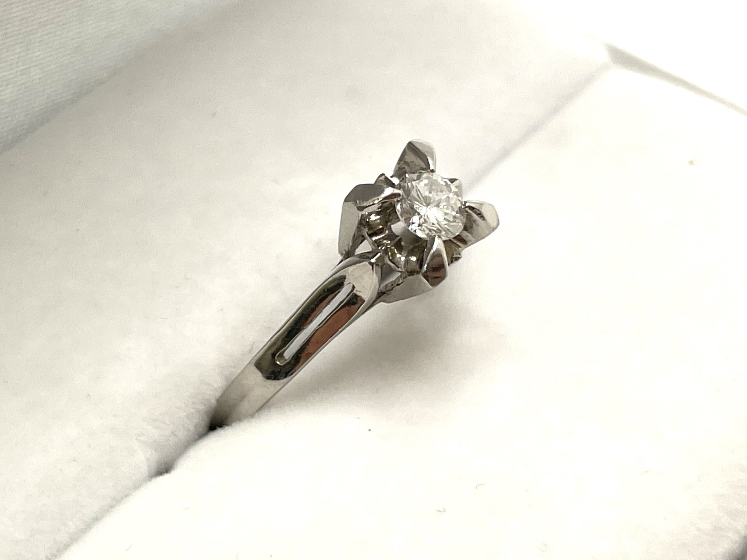 Pt850 一粒ダイヤモンド0.30ct リング