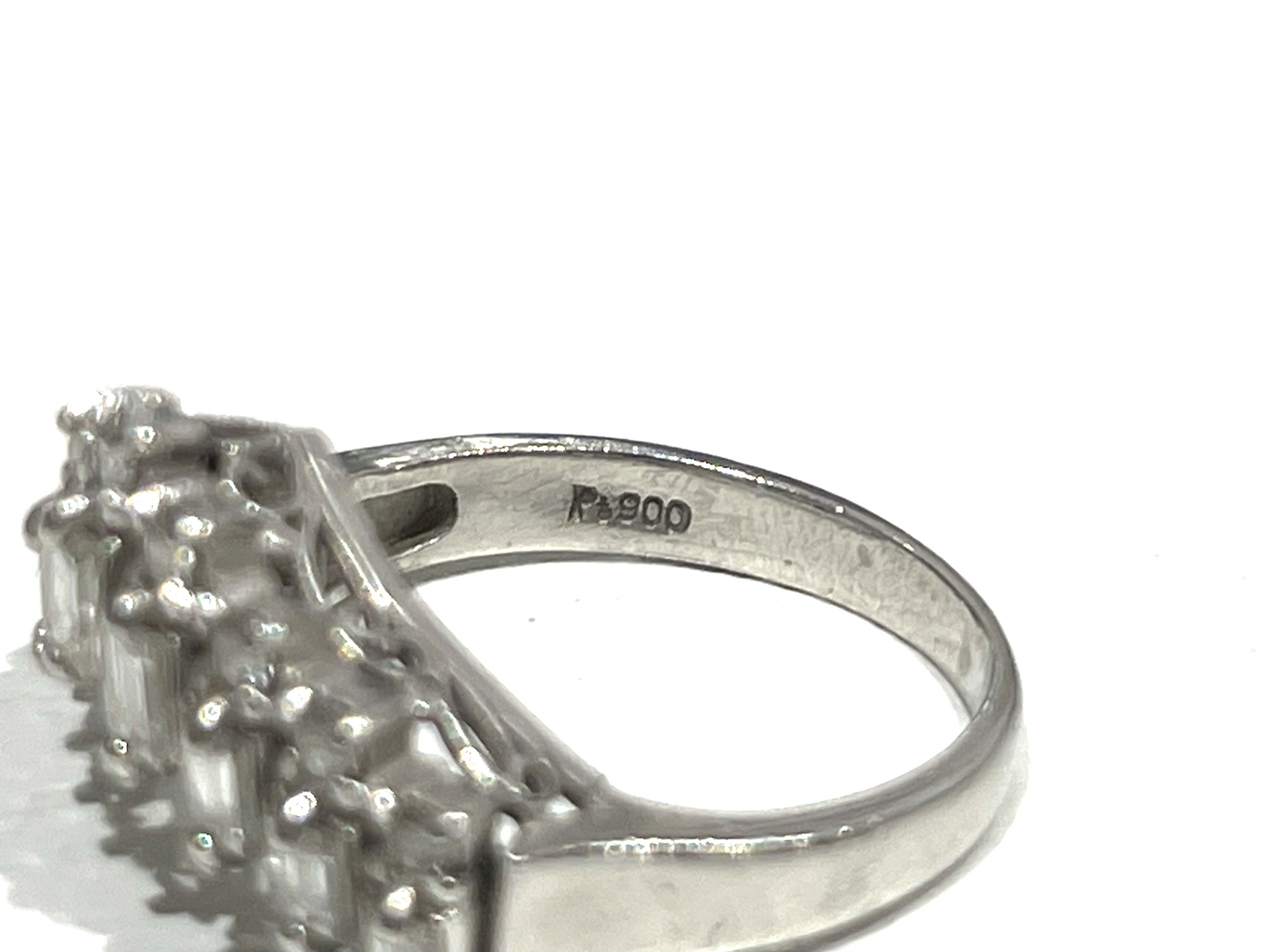 （プラチナ）Pt900　ダイヤモンド付きリング　1.00ct