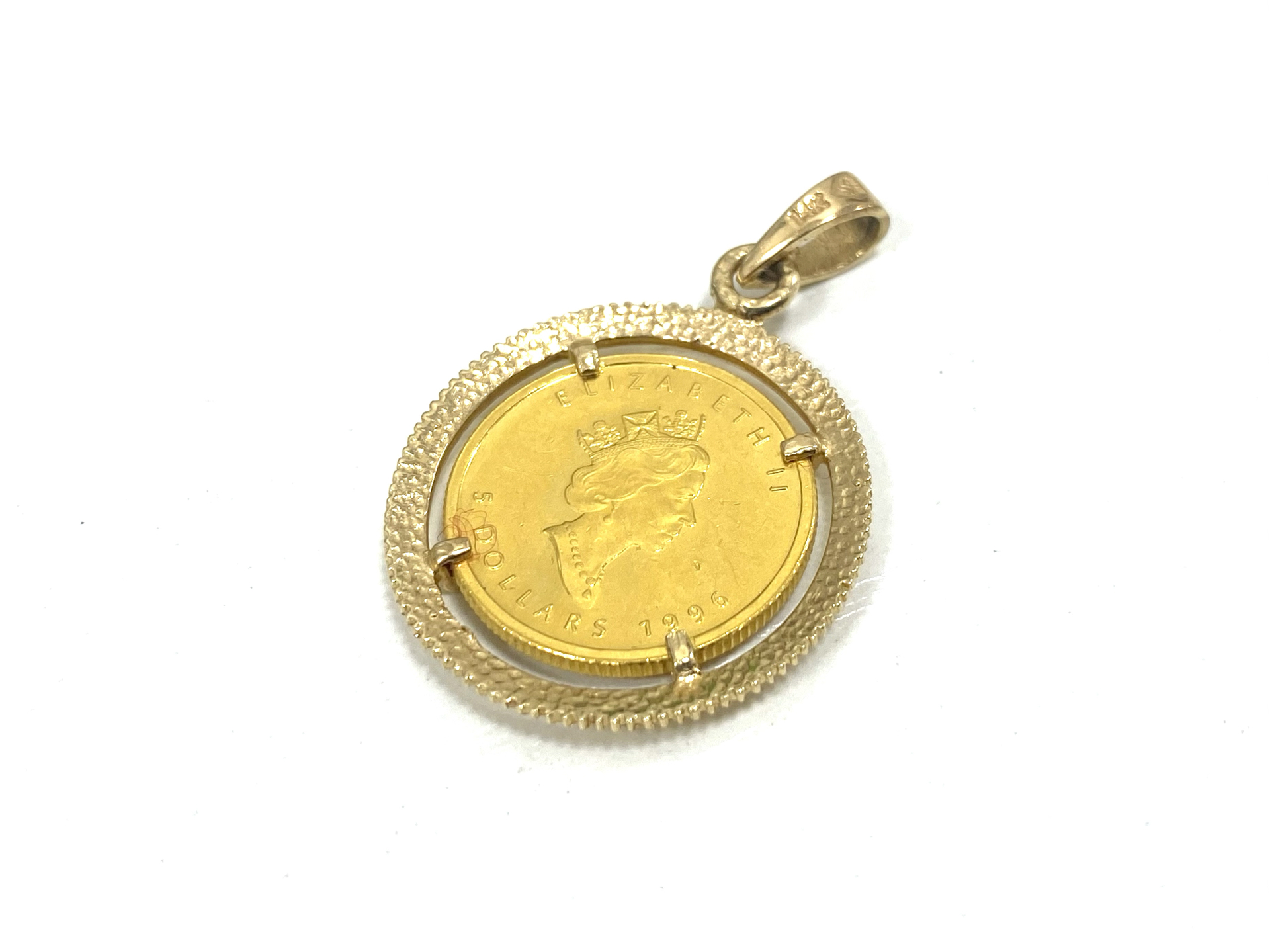 【メイプルリーフ金貨のペンダントトップ】高価買取の秘密！傷ありでも高く売れる理由【いちふじ新城】