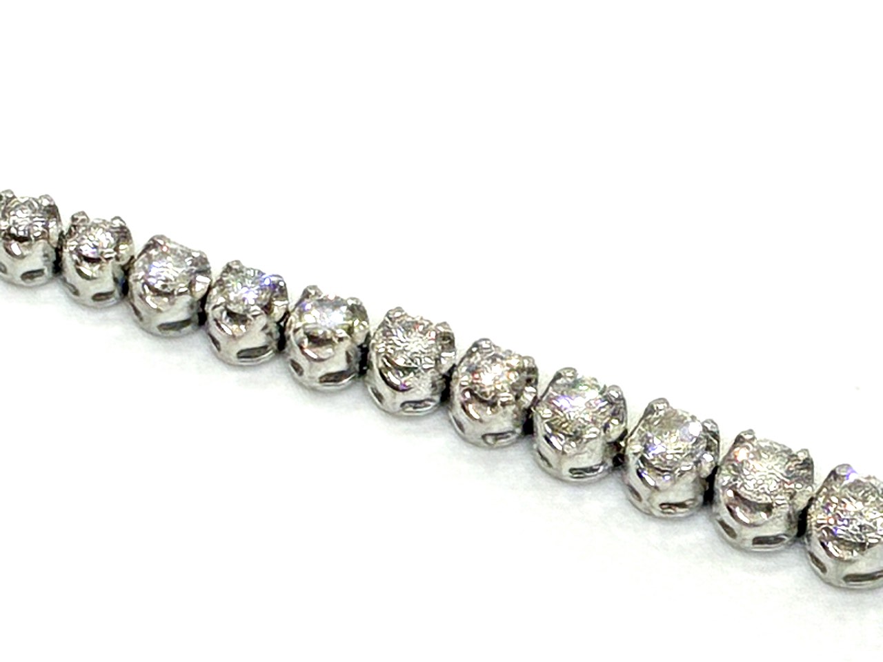 圧巻の輝き✨ Pt900・2ctダイヤモンドテニスブレスレットを高価買取いたしました💎✨買取専門いちふじ伊東ショッピングプラザデュオ店【伊東市・東伊豆町・熱海市・近隣の市町村の皆さま、お買取りならいちふじデュオ伊東店へ】