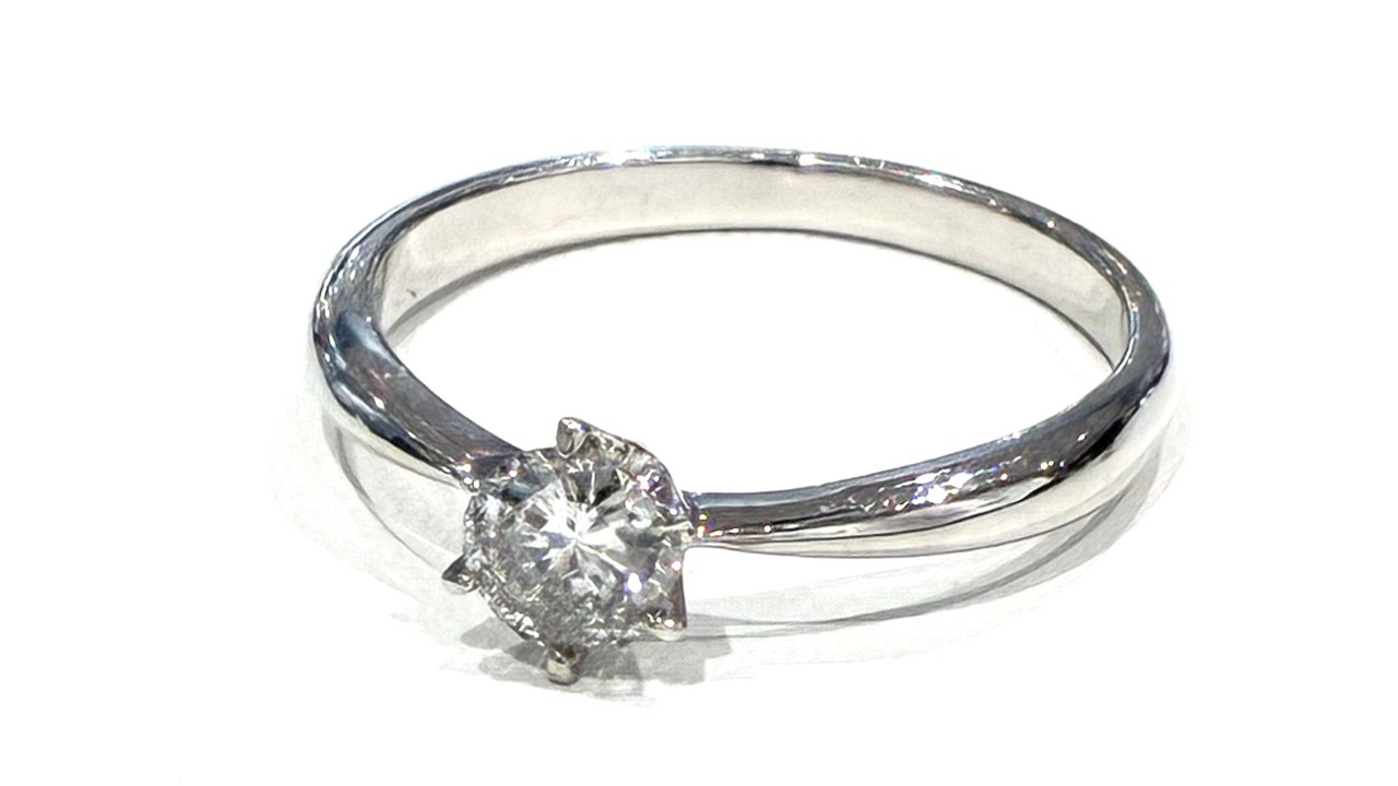 ご自宅で眠らせていませんか？😴出番の減ったプラチナアクセサリー💍を高価買取👏【いちふじサントムーン柿田川店】