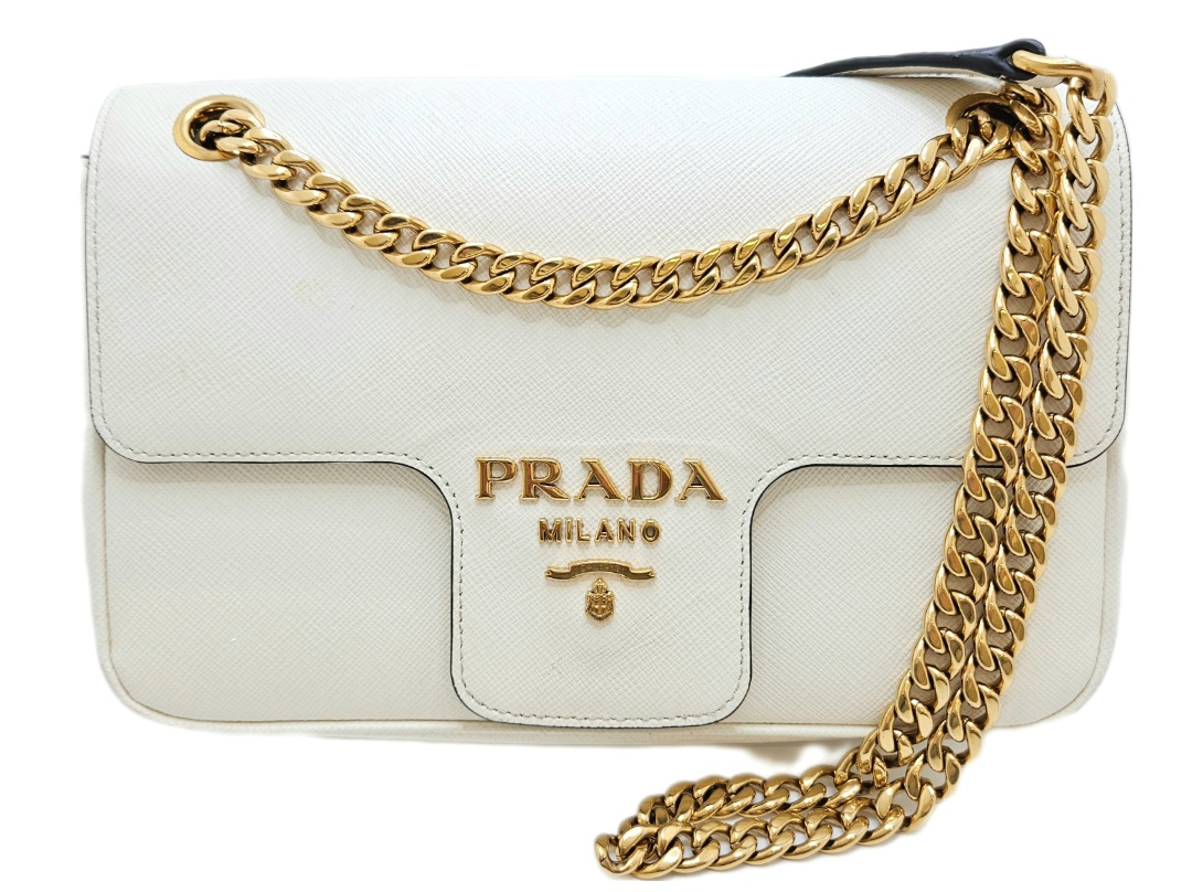 PRADA(プラダ）サフィアーノ チェーンショルダーバッグ