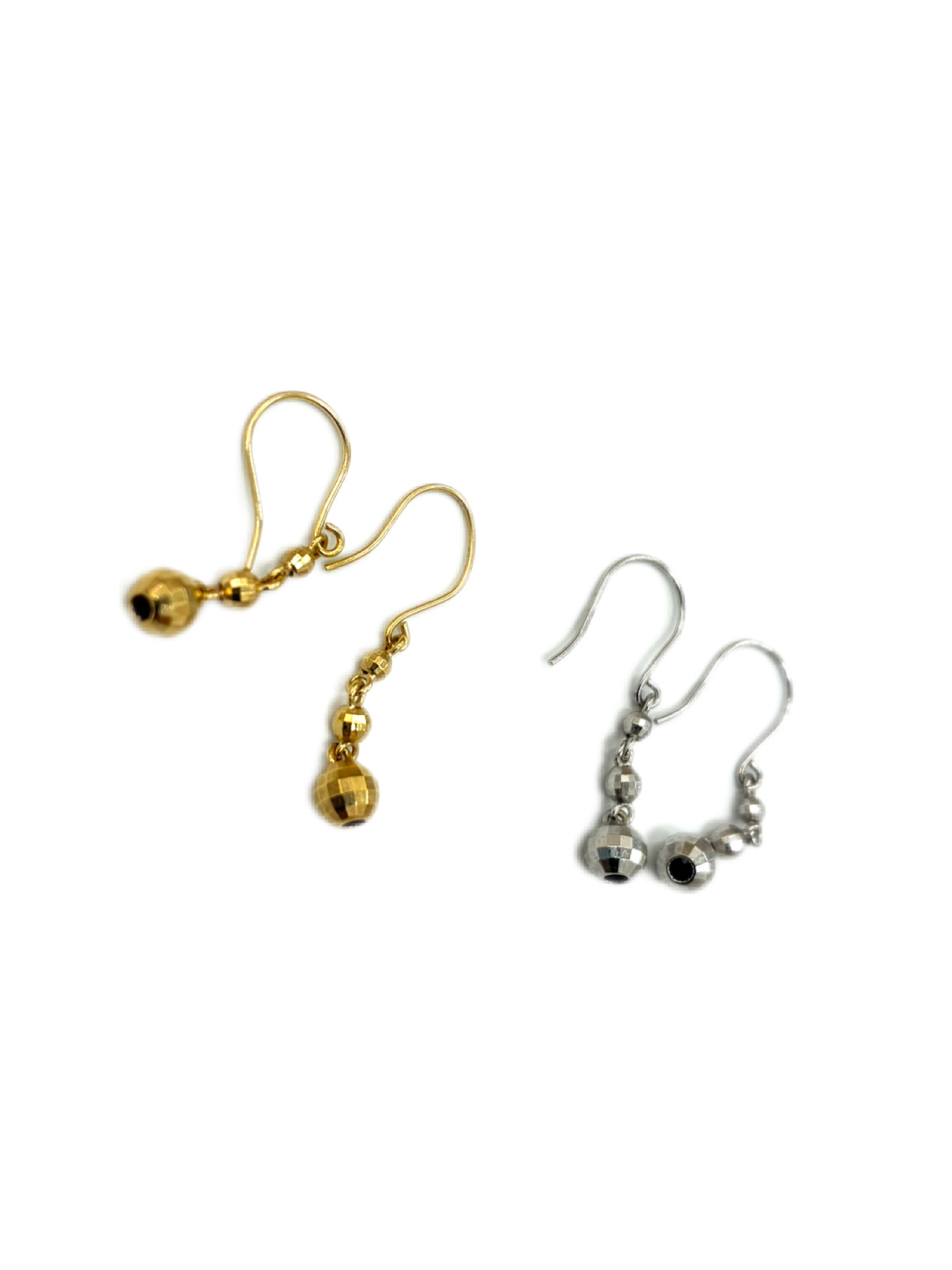 ピアス