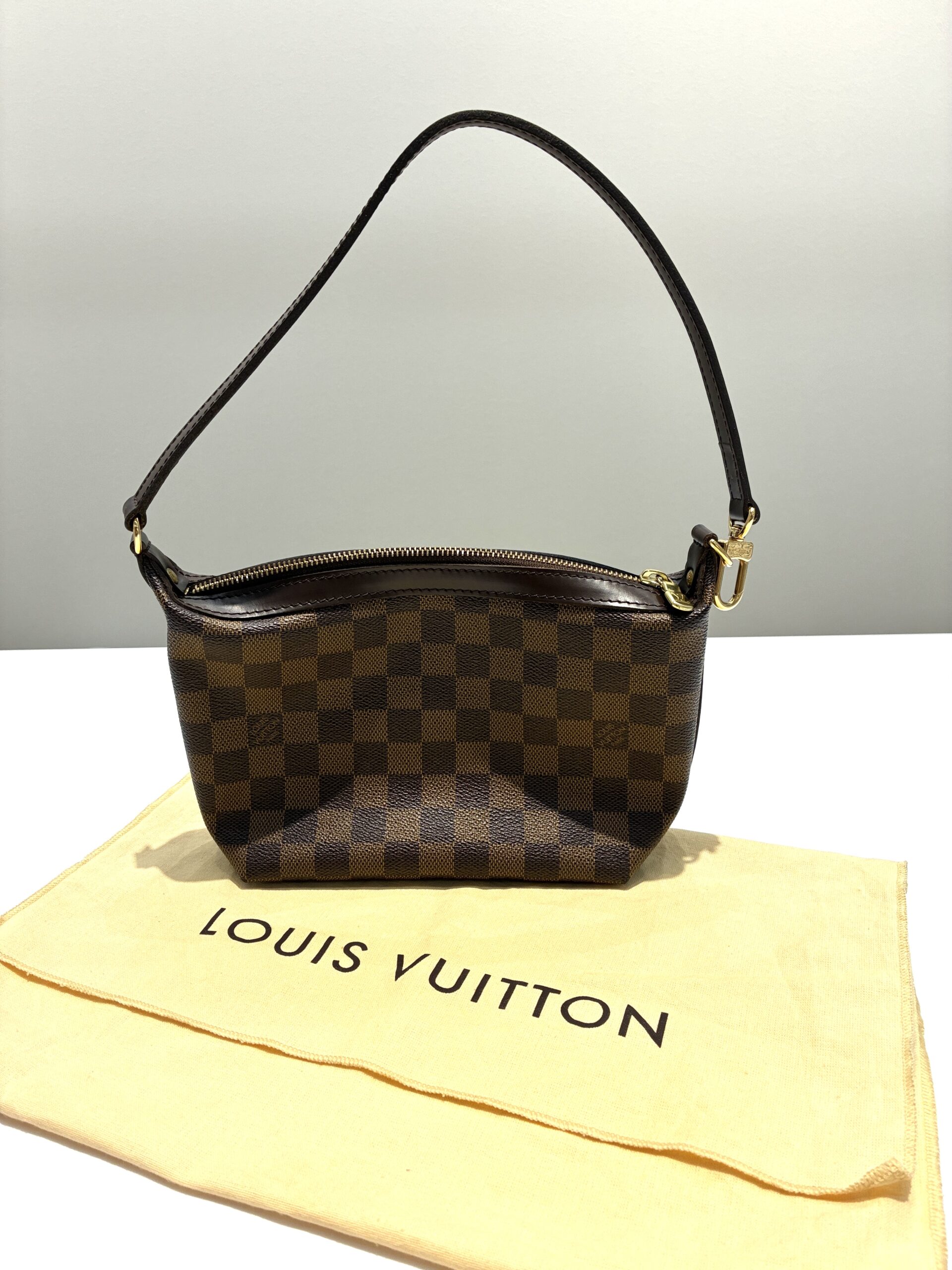どんな服にも馴染む名品！Louis Vuitton【イロヴォ・PM】時代を超えて愛される理由！👜【瑞穂町・武蔵村山市・東大和市・青梅市・所沢市・入間市の お買取りならい枠付きちふじジョイフル本田瑞穂店へ】