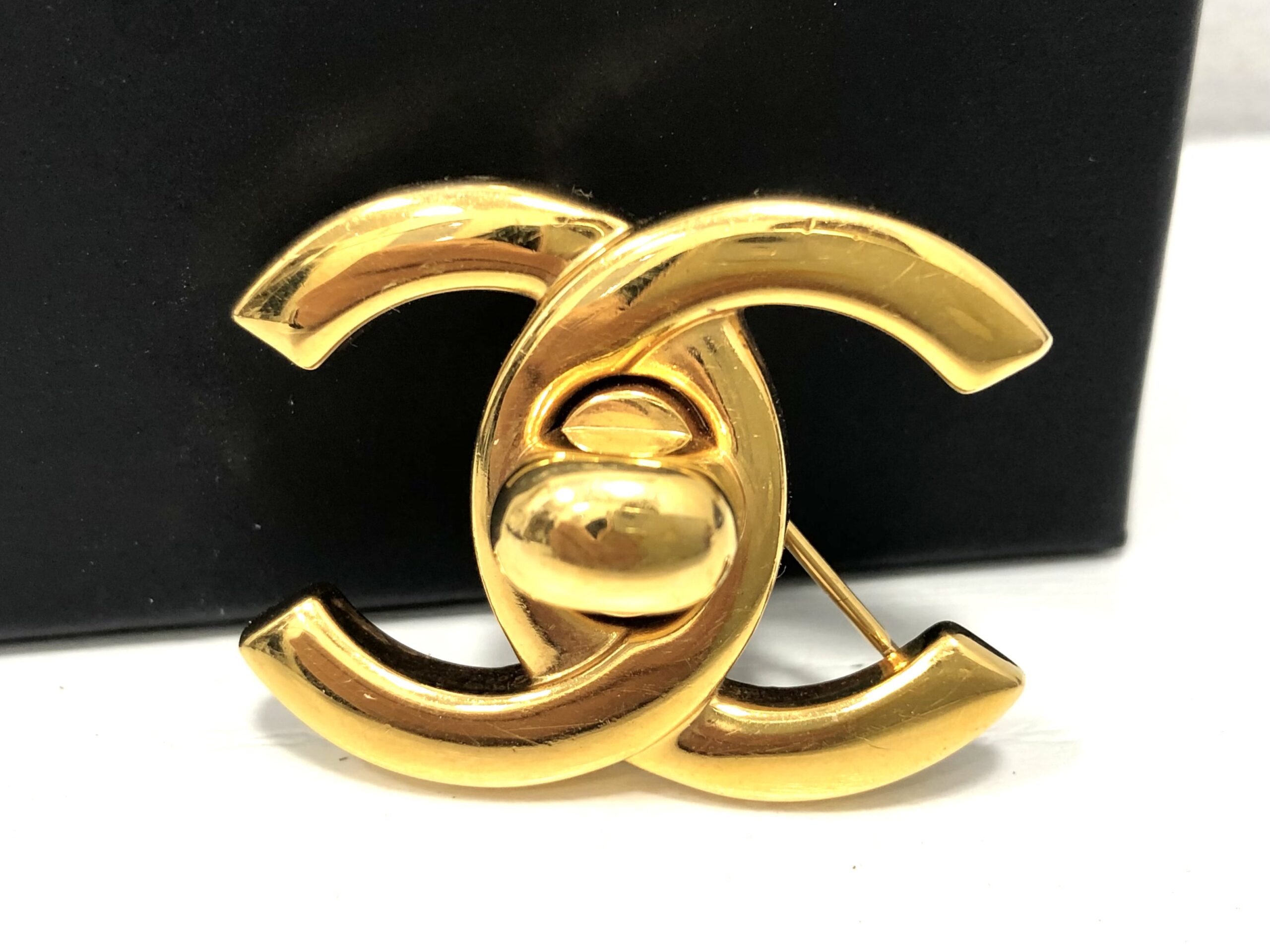 CHANEL(シャネル)ヴィンテージ ココマークブローチ