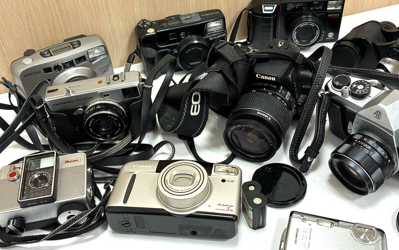 【今が売り時！】フィルムカメラ・デジタルカメラも高価買取！【いちふじ新城】